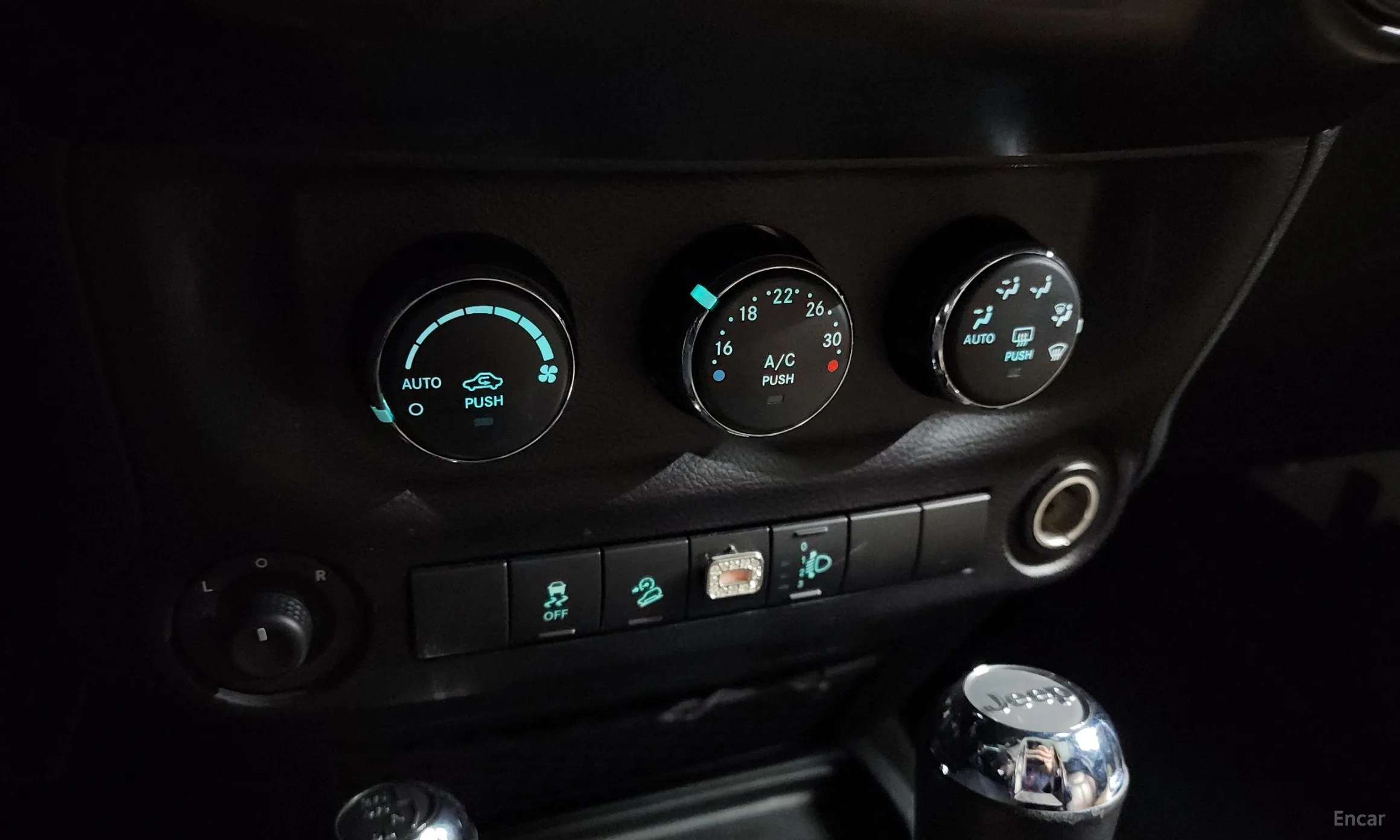 Jeep Wrangler (JK) превью 18