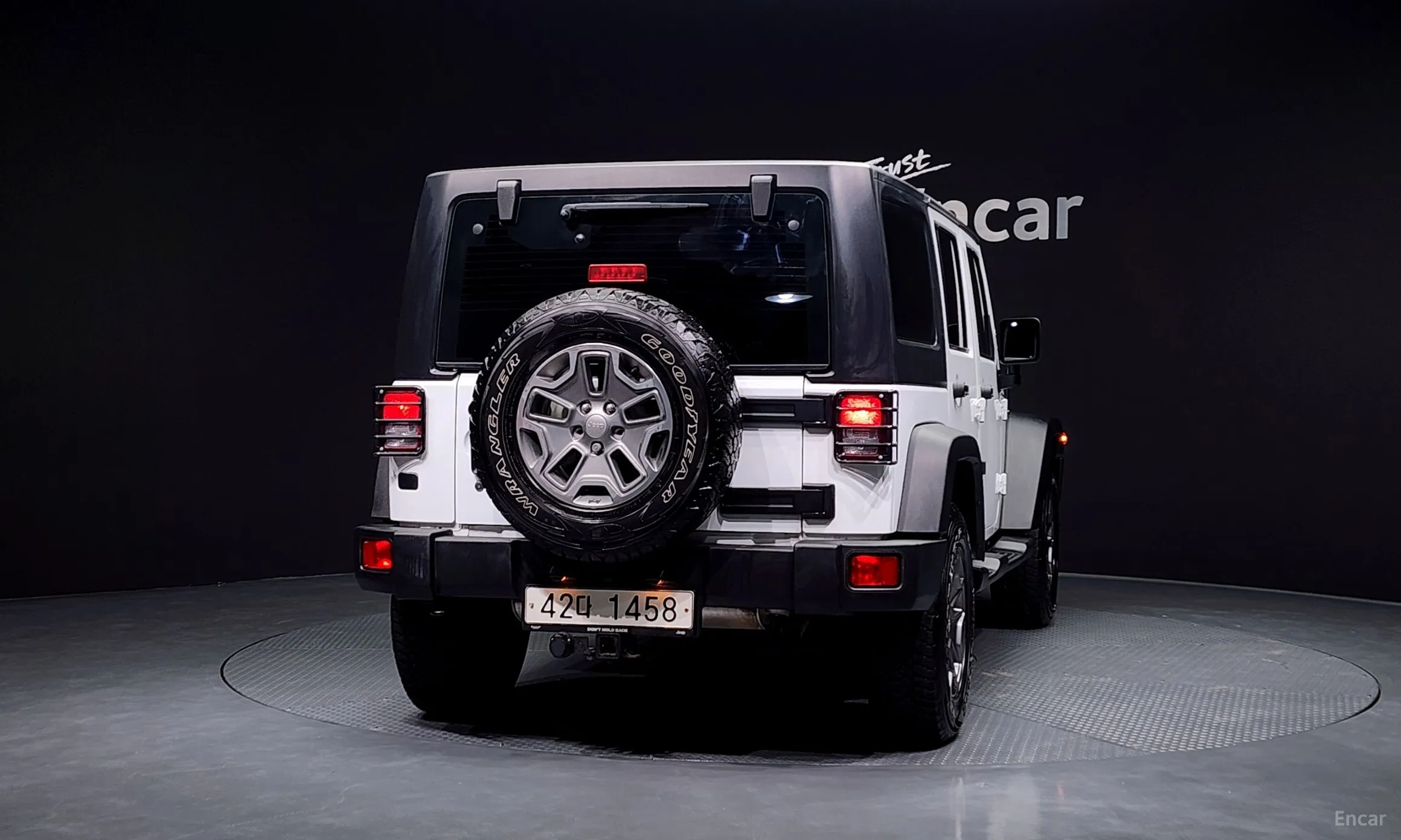 Jeep Wrangler (JK) превью 4