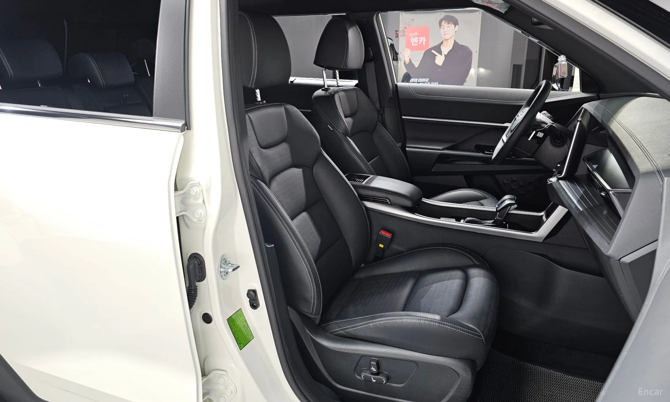 KG Mobility (SsangYong) Torres превью 10