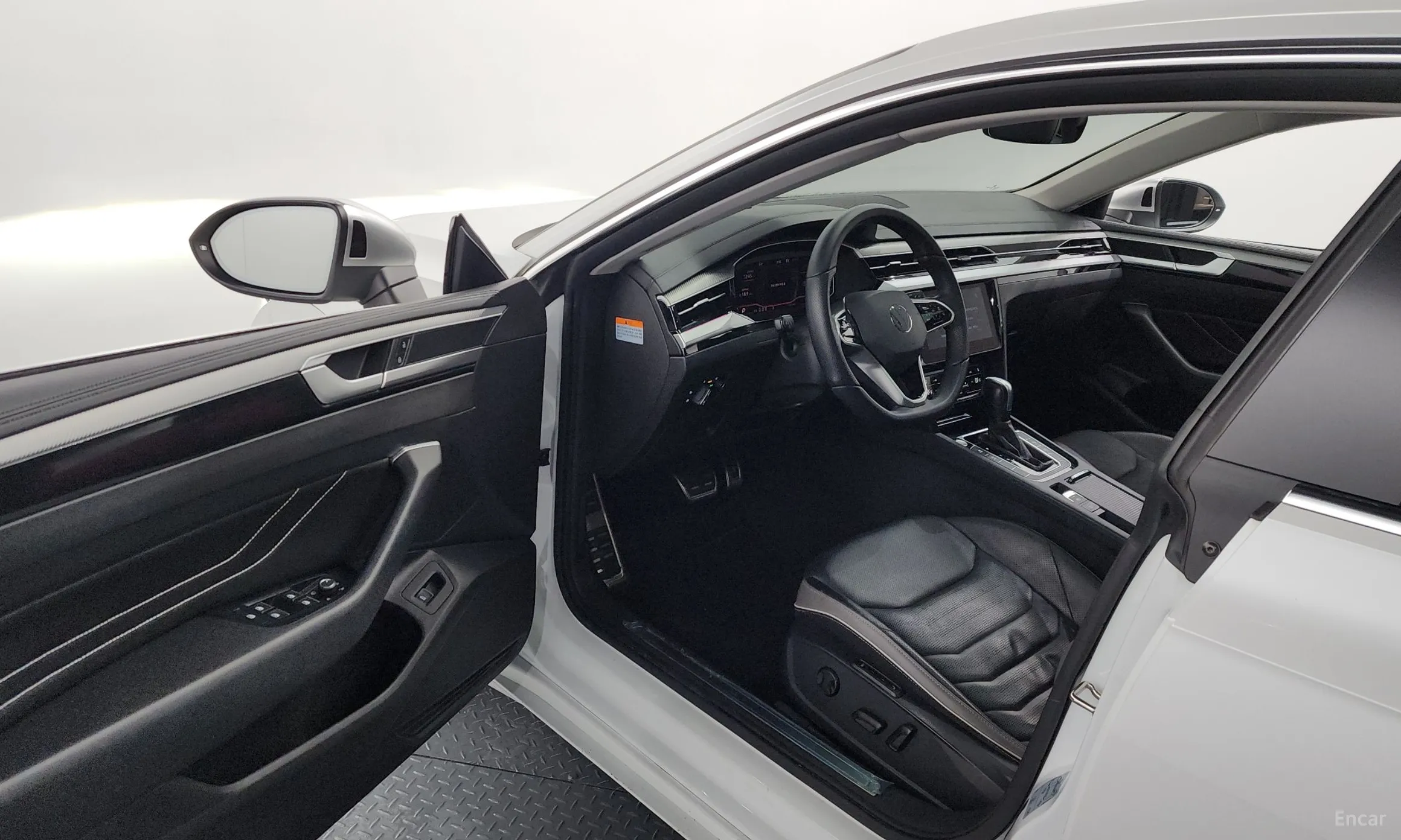 Volkswagen Ateon превью 10