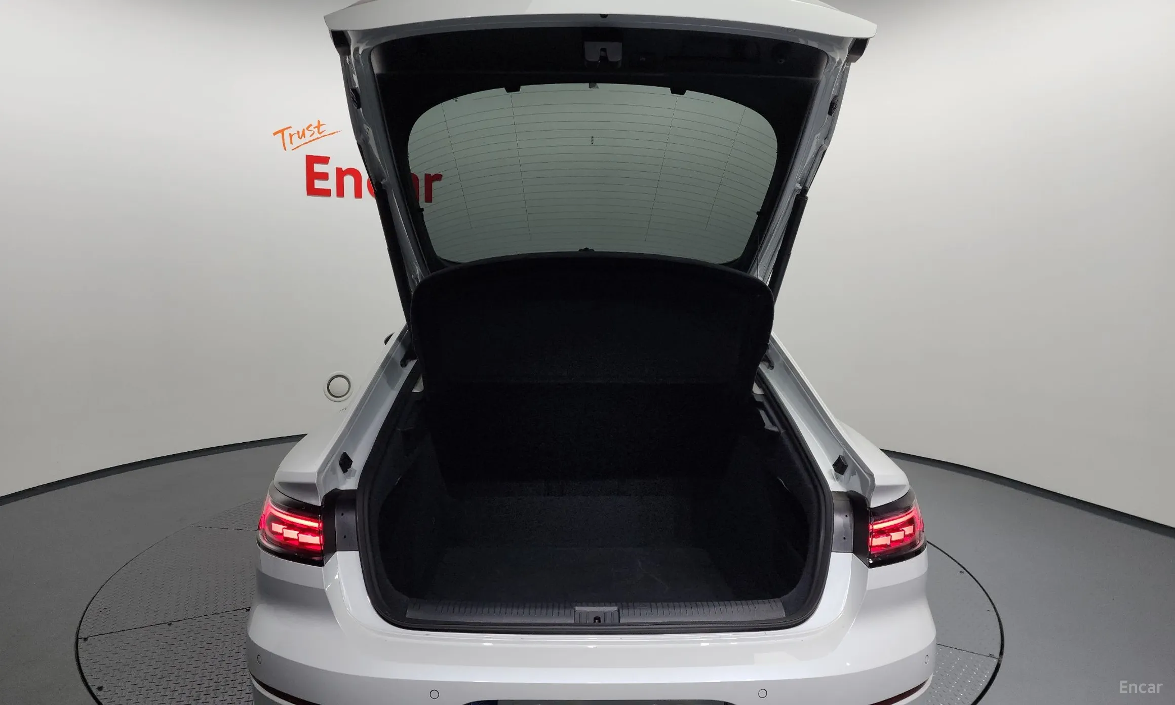 Volkswagen Ateon превью 20
