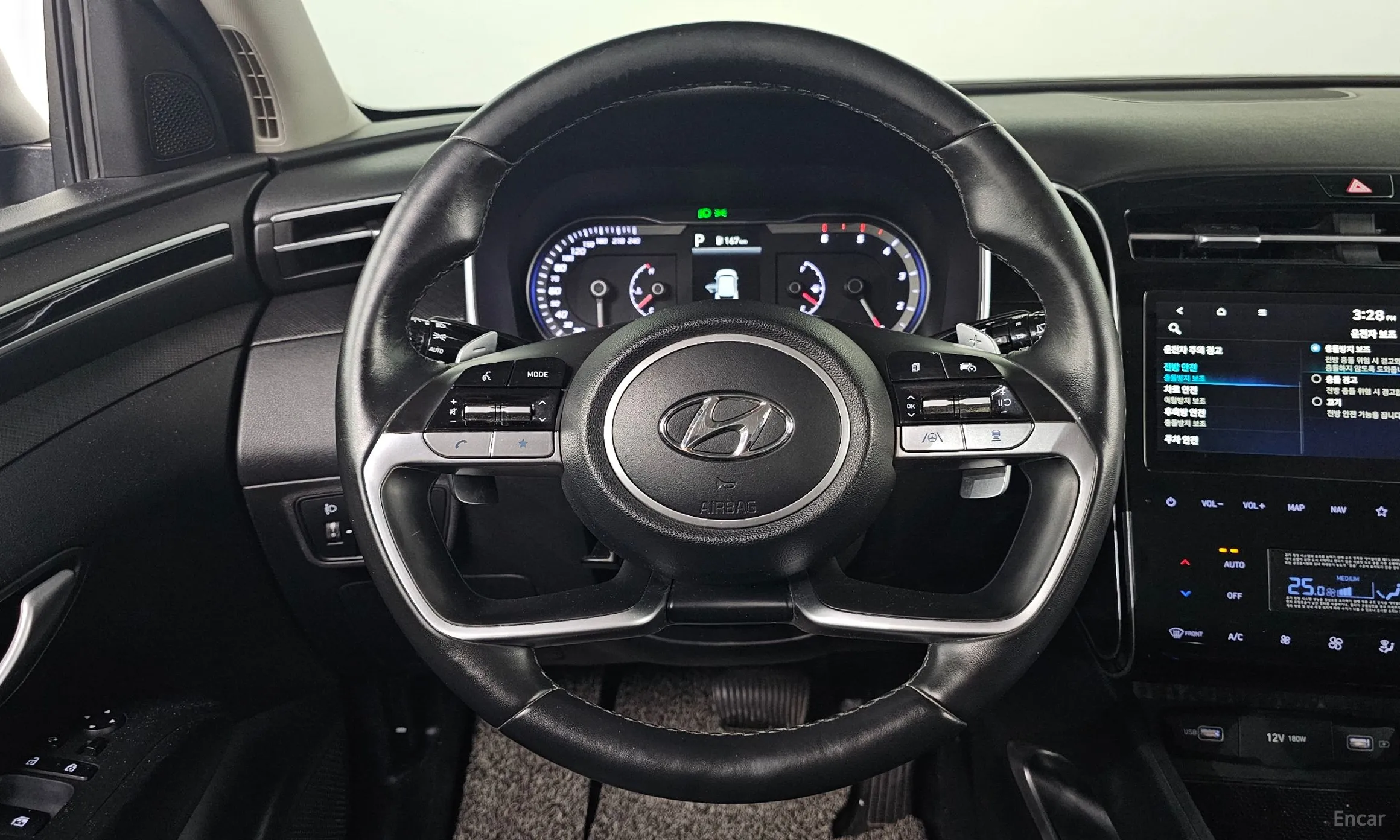 Hyundai Tucson (NX4) превью 13
