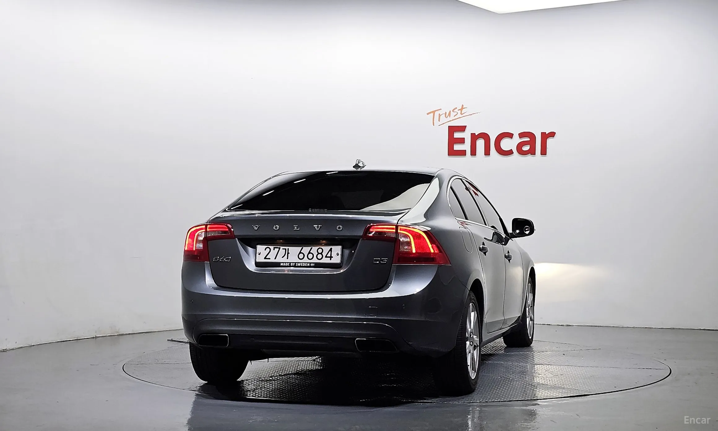 Volvo S60 превью 4
