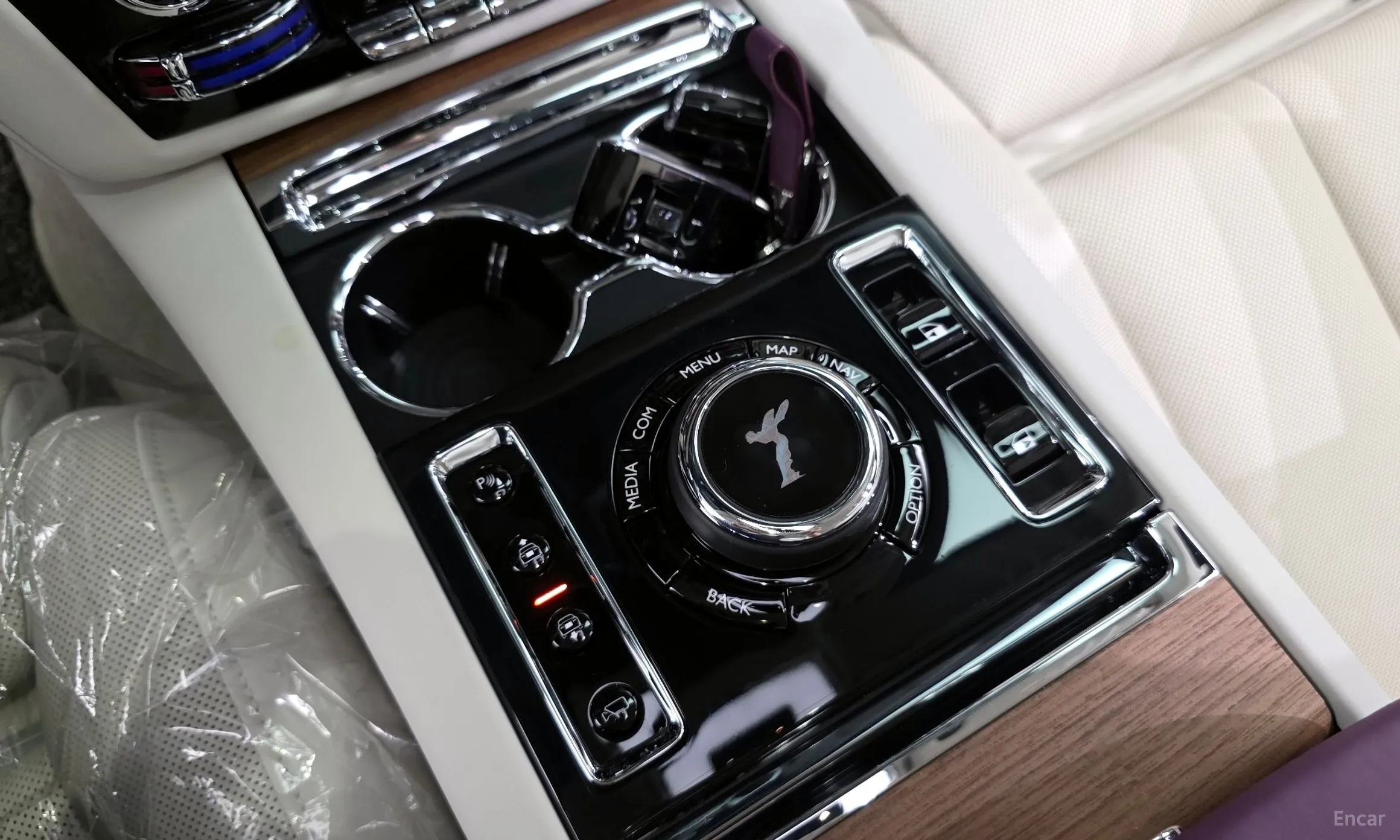 Rolls-Royce Ghost 2nd Generation превью 17