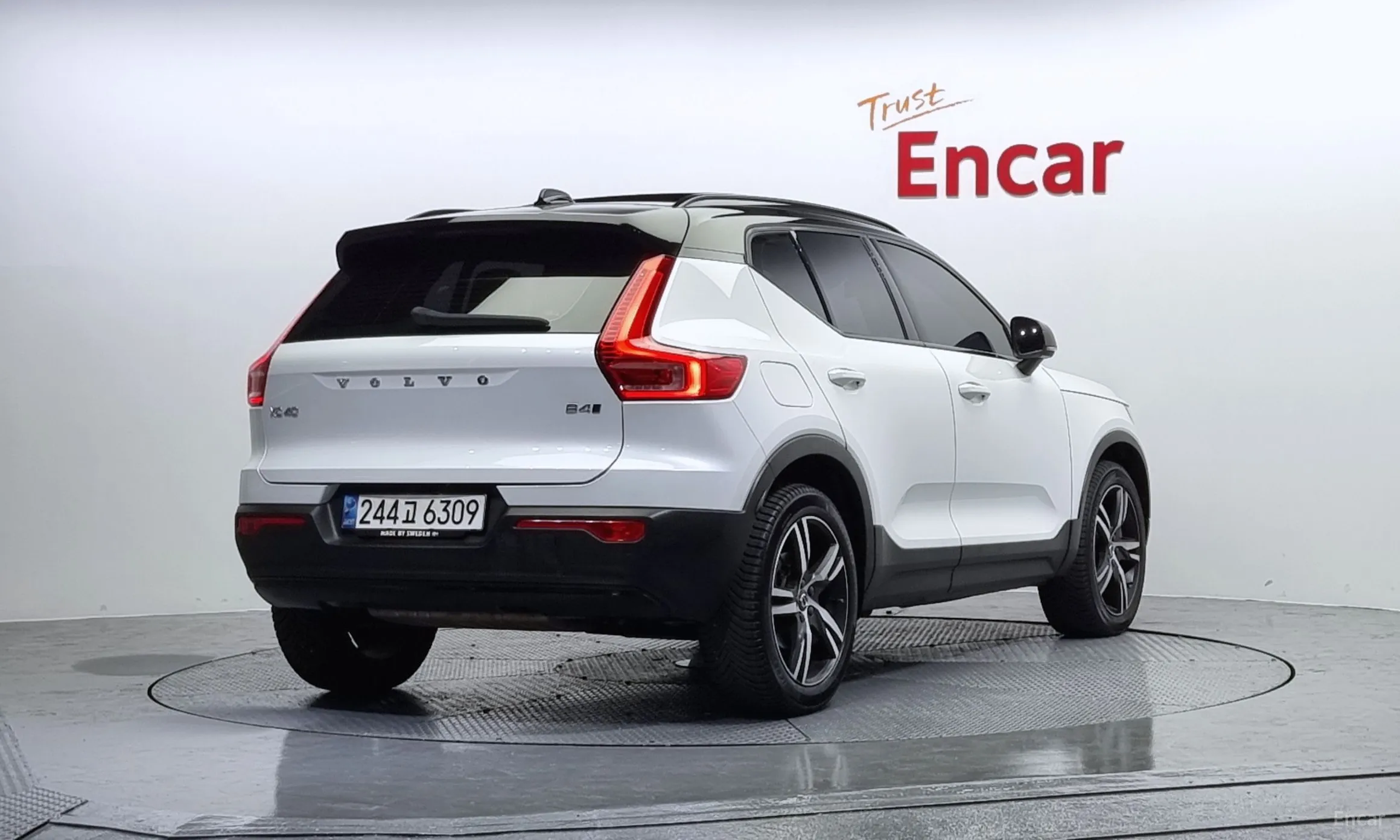 Volvo XC40 превью 2