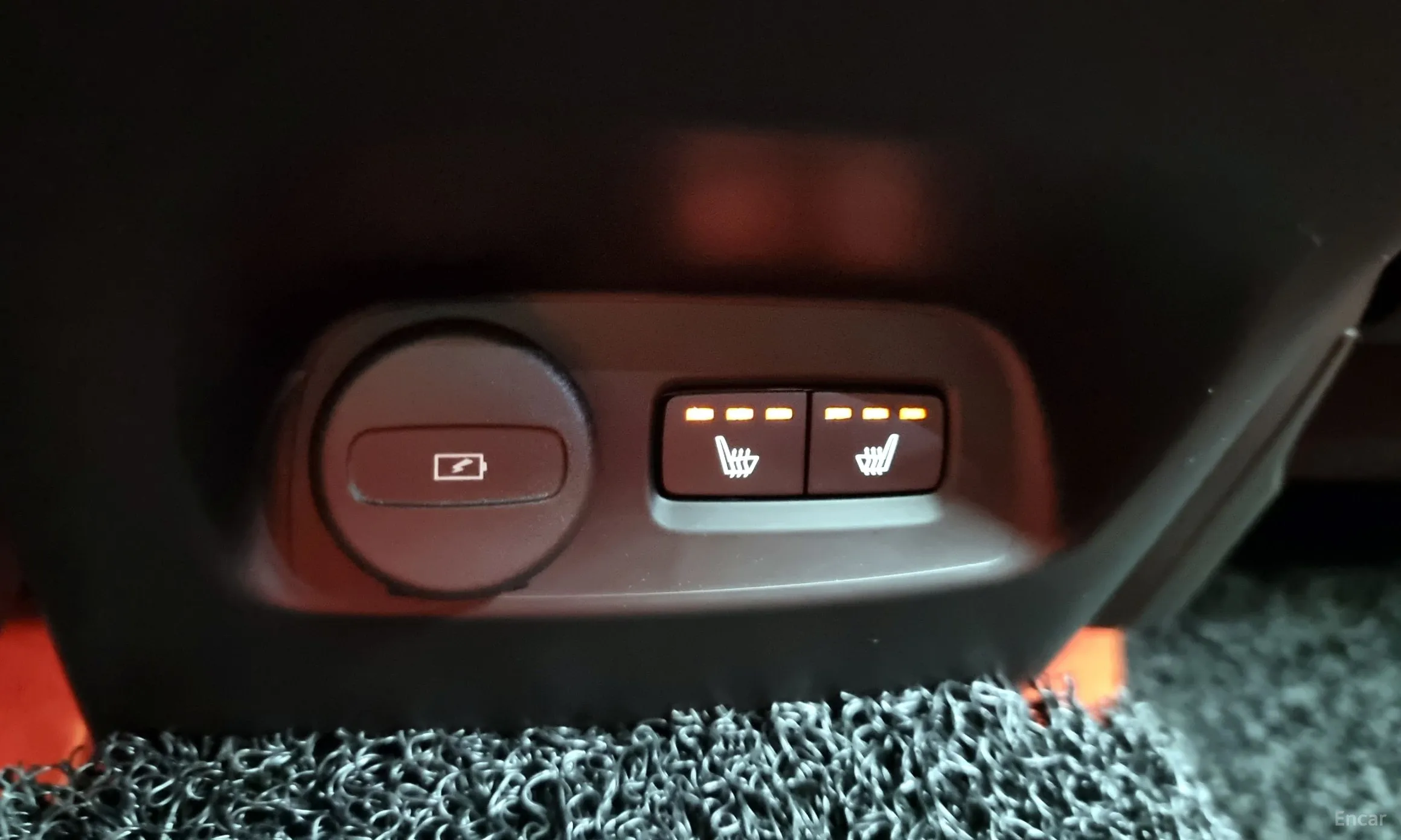 Volvo XC40 превью 18