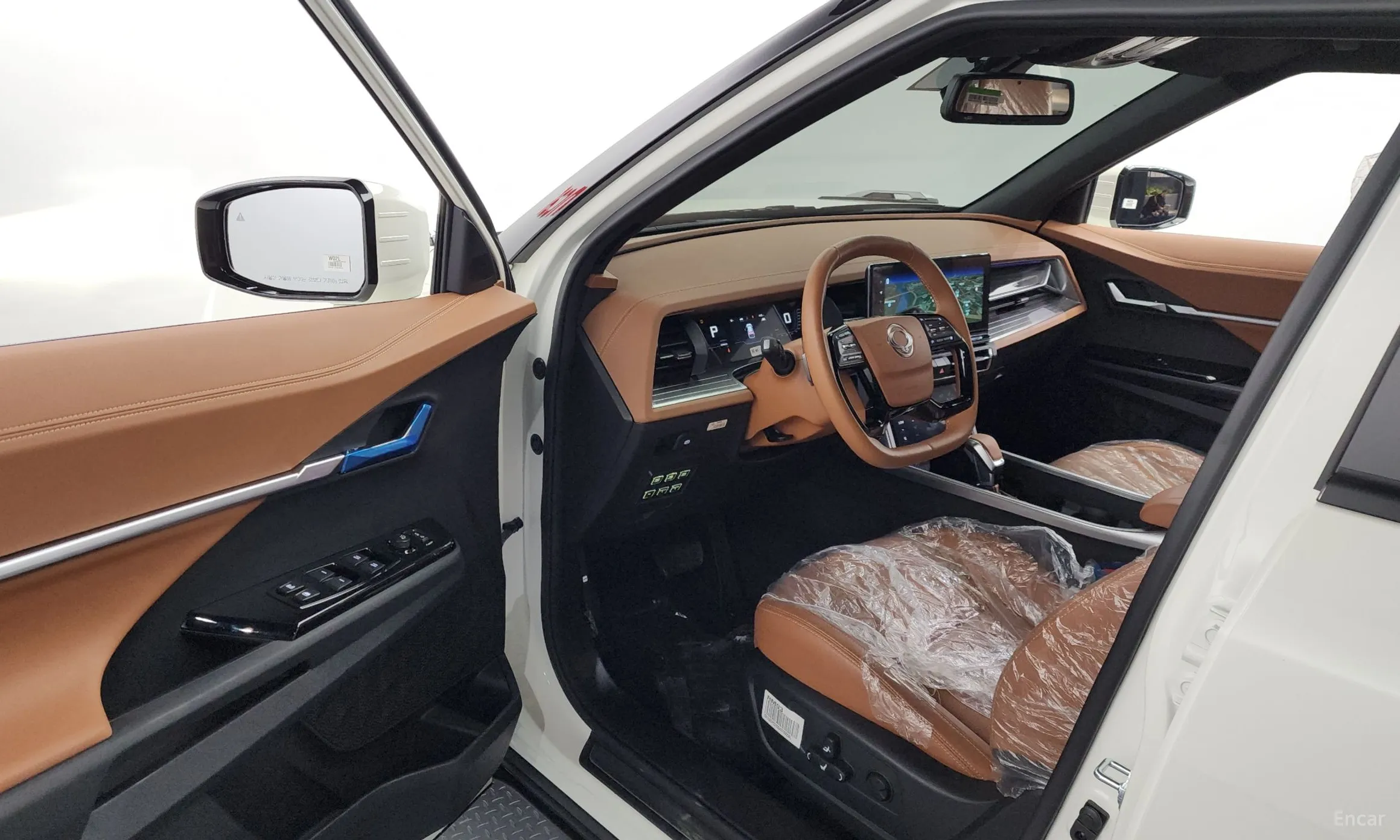 KG Mobility (SsangYong) Torres превью 10