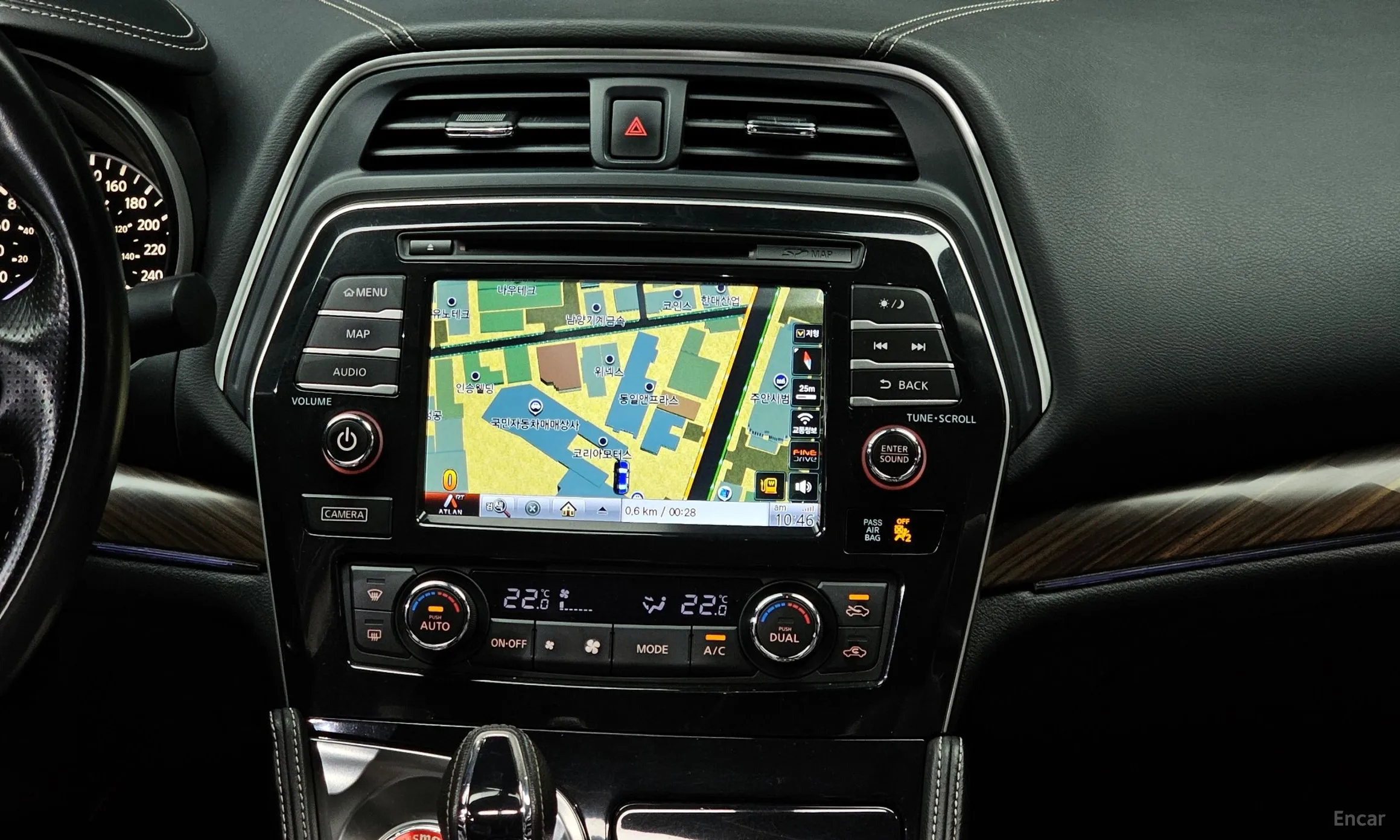 Nissan Maxima (A36) превью 14