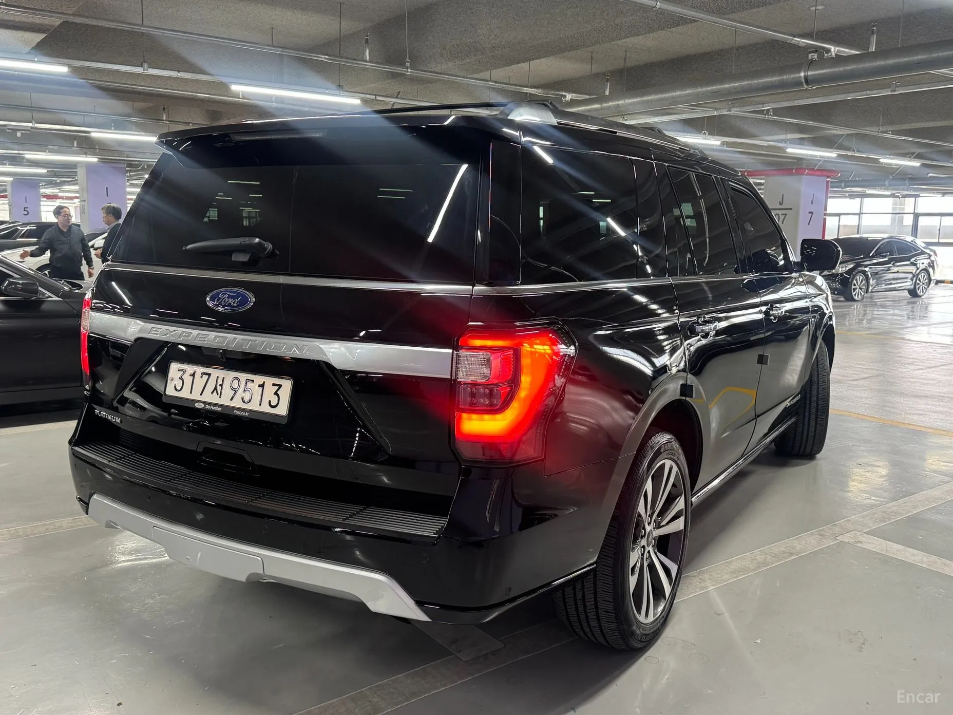 Ford Expedition превью 5