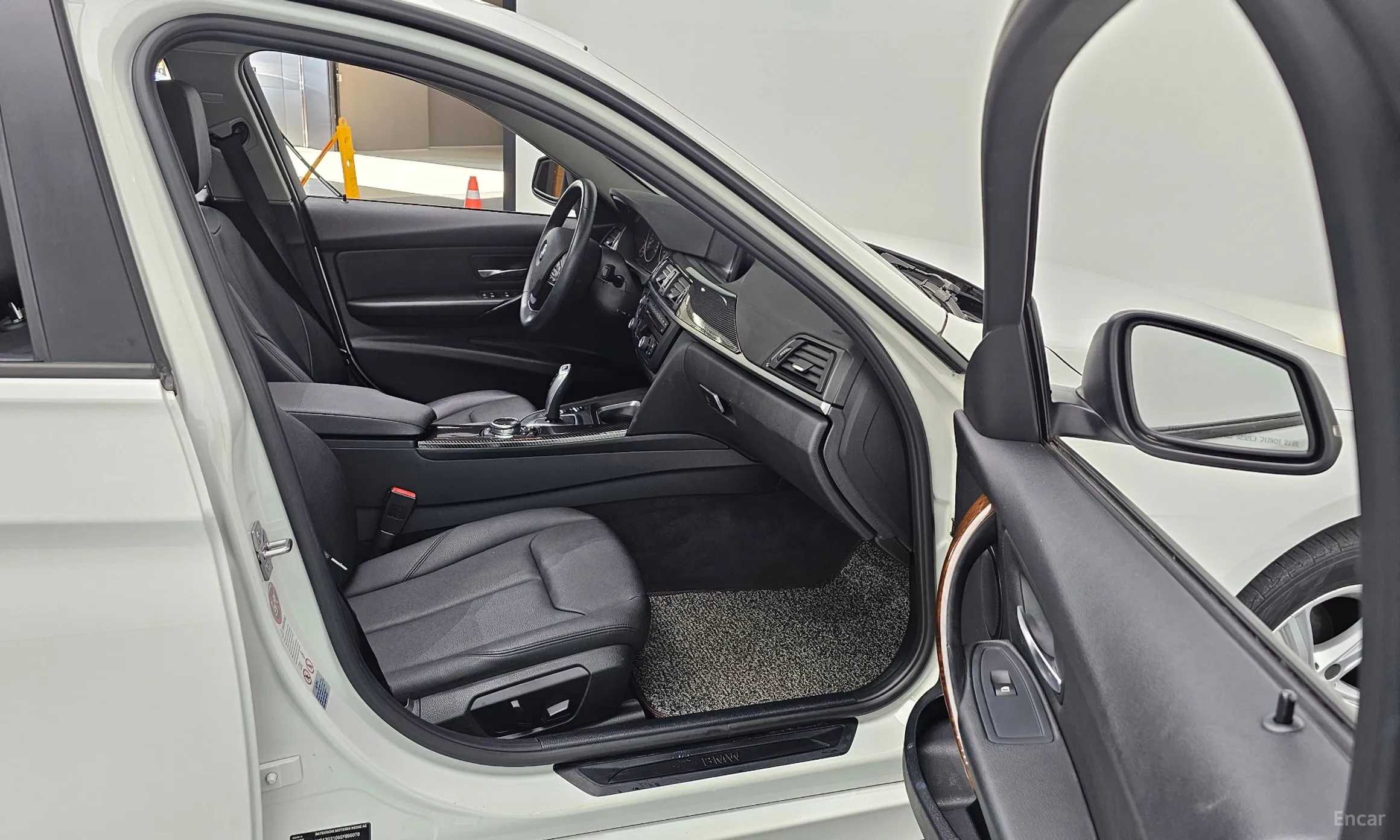 BMW 3 Series (F30) превью 10