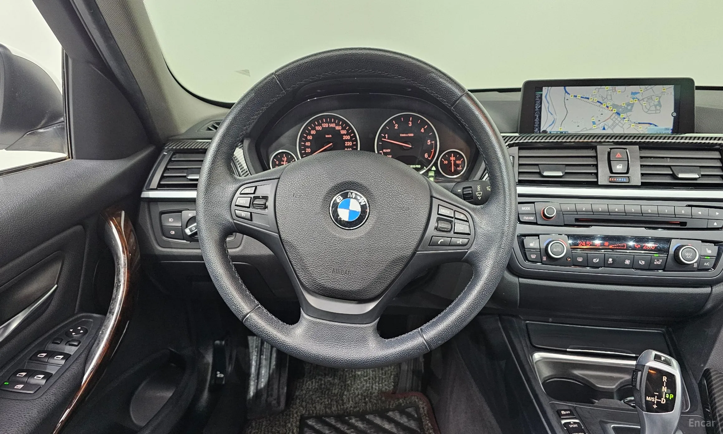 BMW 3 Series (F30) превью 13