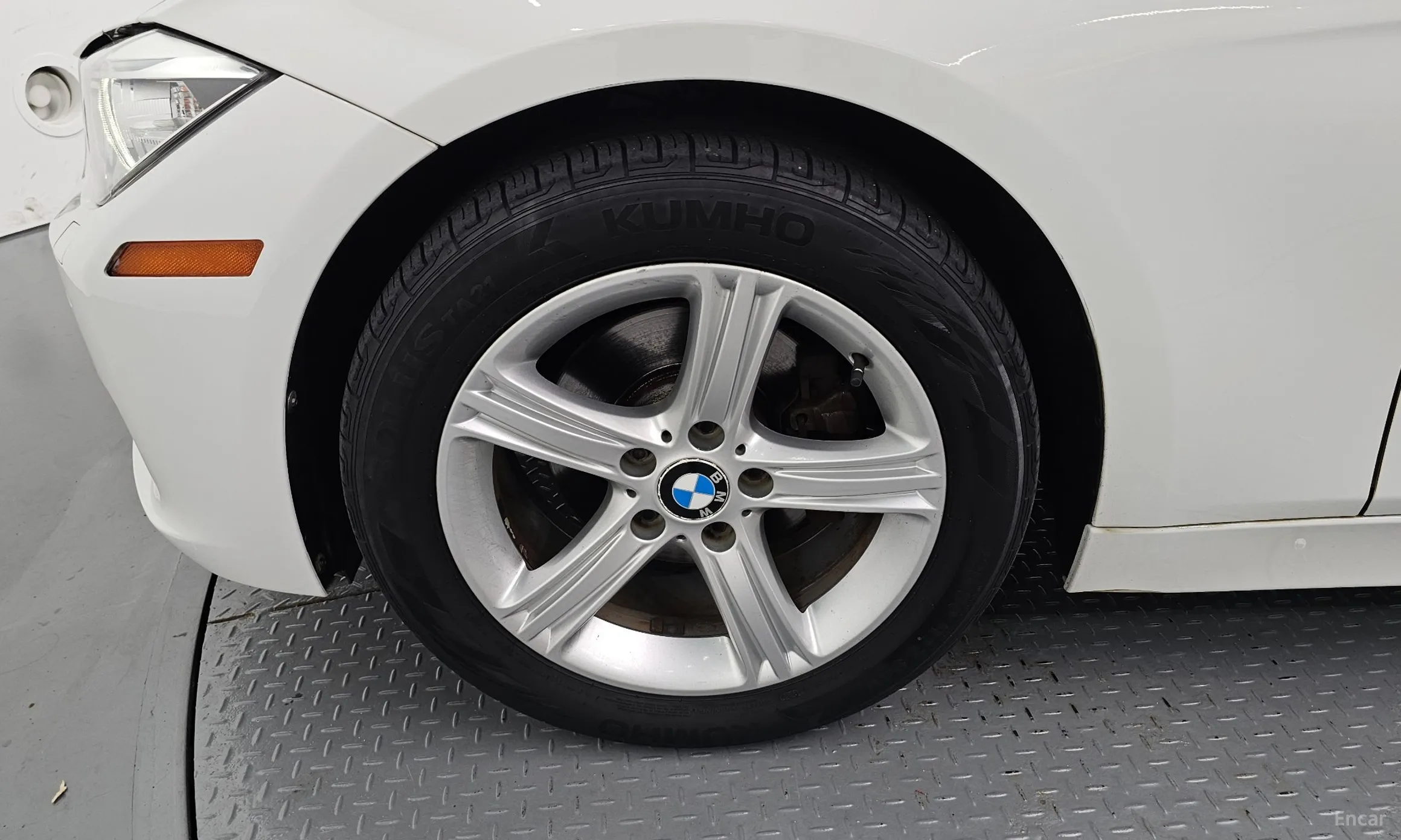 BMW 3 Series (F30) превью 5