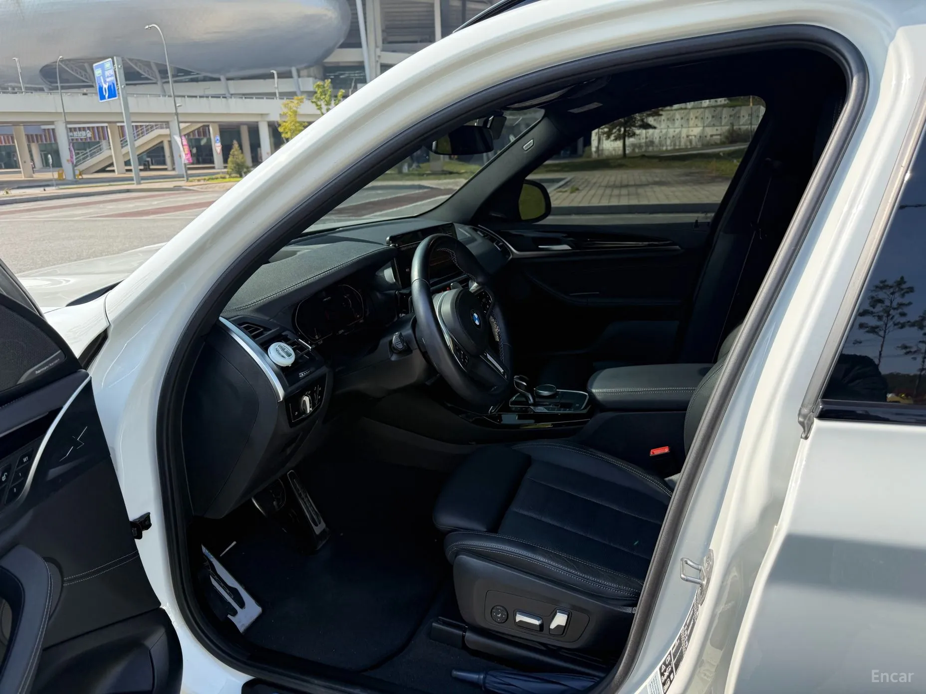 BMW X3 (G01) превью 9