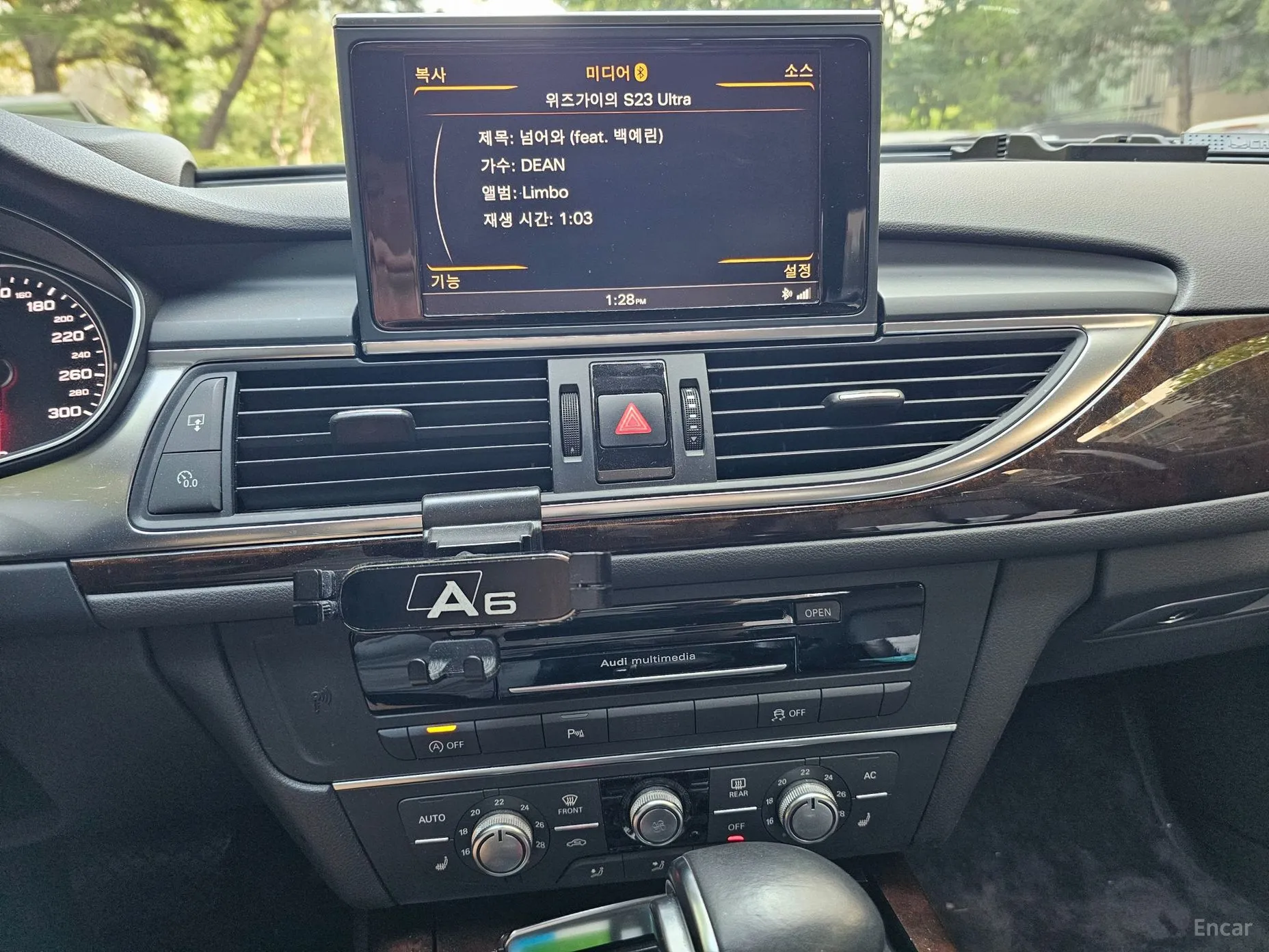 Audi New A6 превью 13