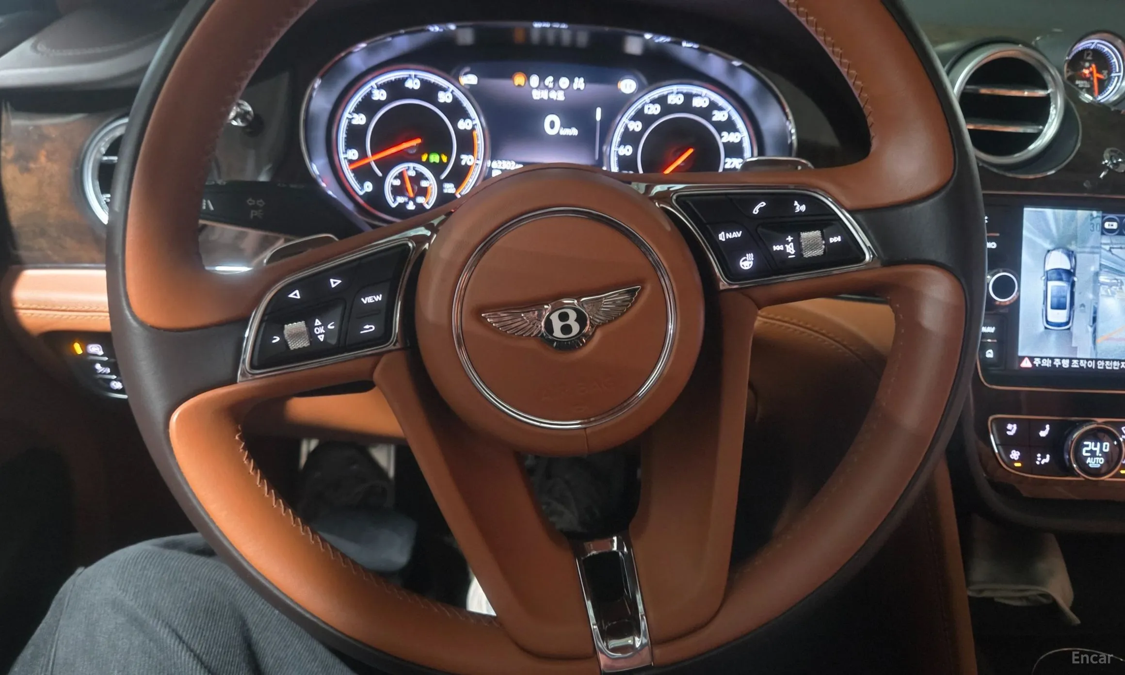 Bentley Bentayga превью 10