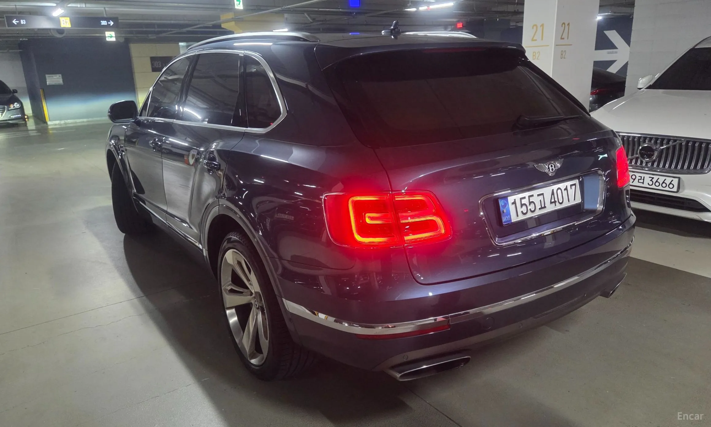 Bentley Bentayga превью 5