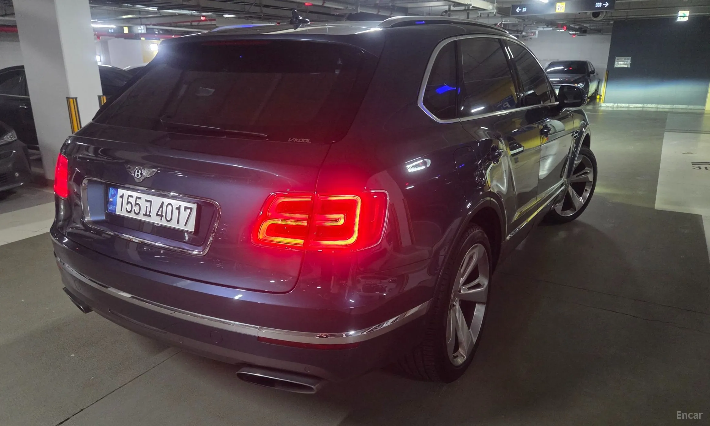Bentley Bentayga превью 7