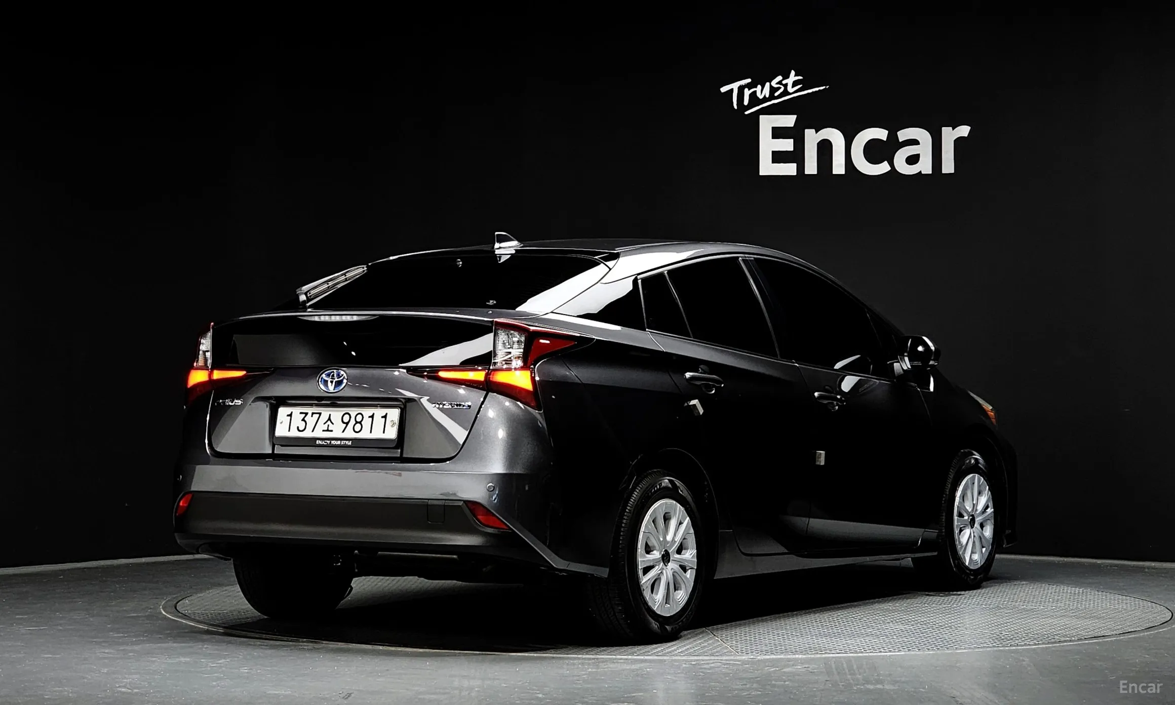 Toyota Prius 4th Generation превью 2