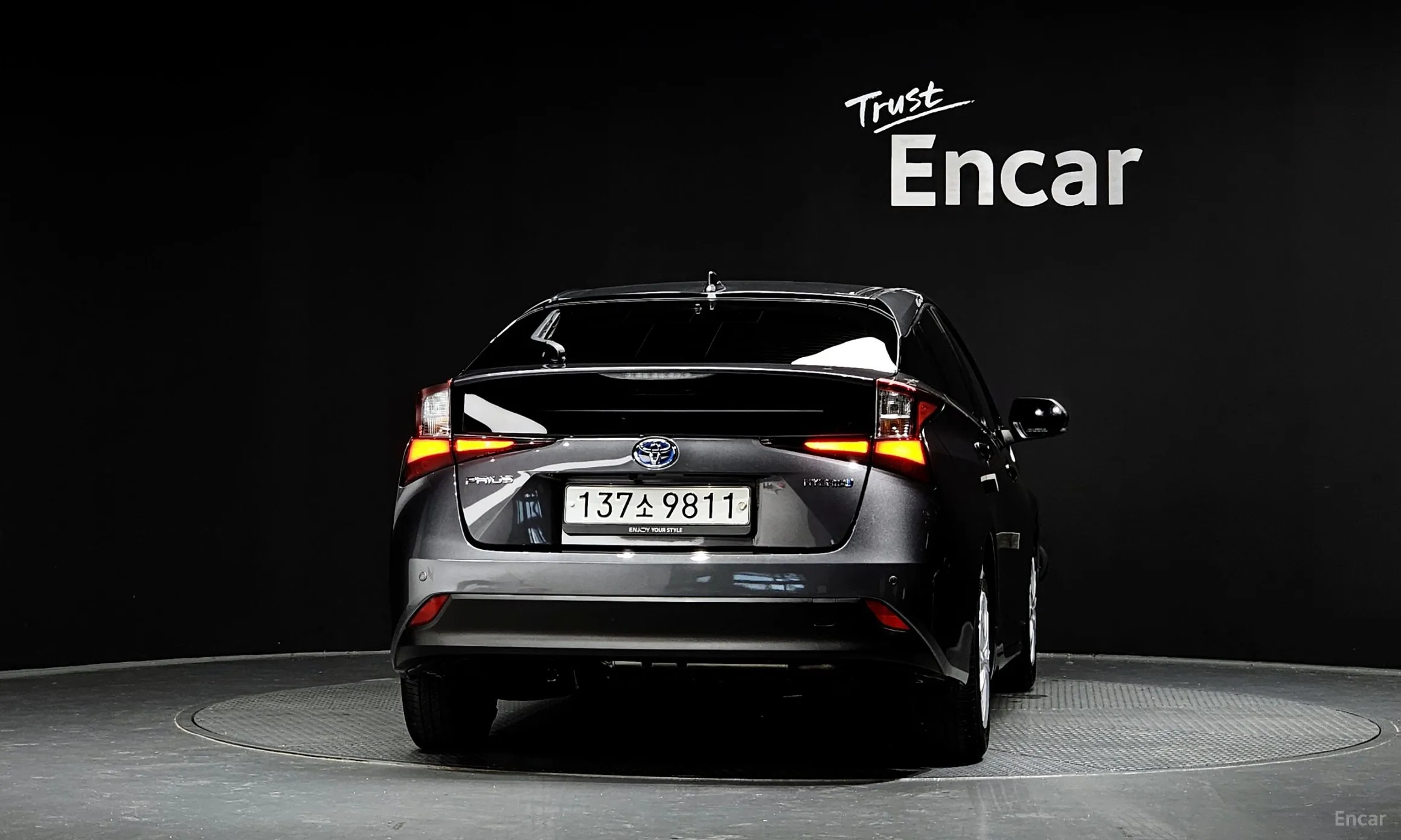 Toyota Prius 4th Generation превью 4