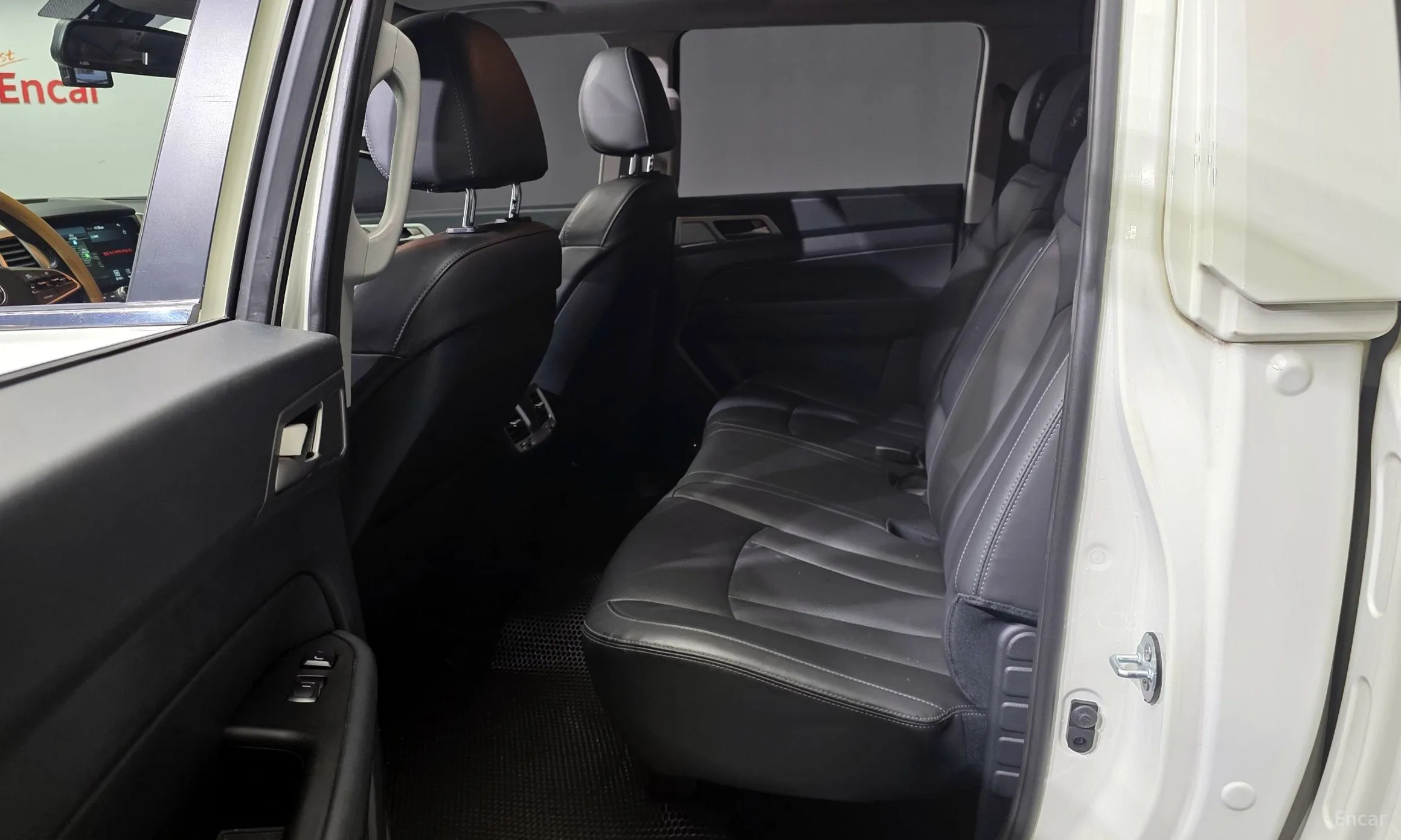 KG Mobility (SsangYong) Rexton Sports превью 11