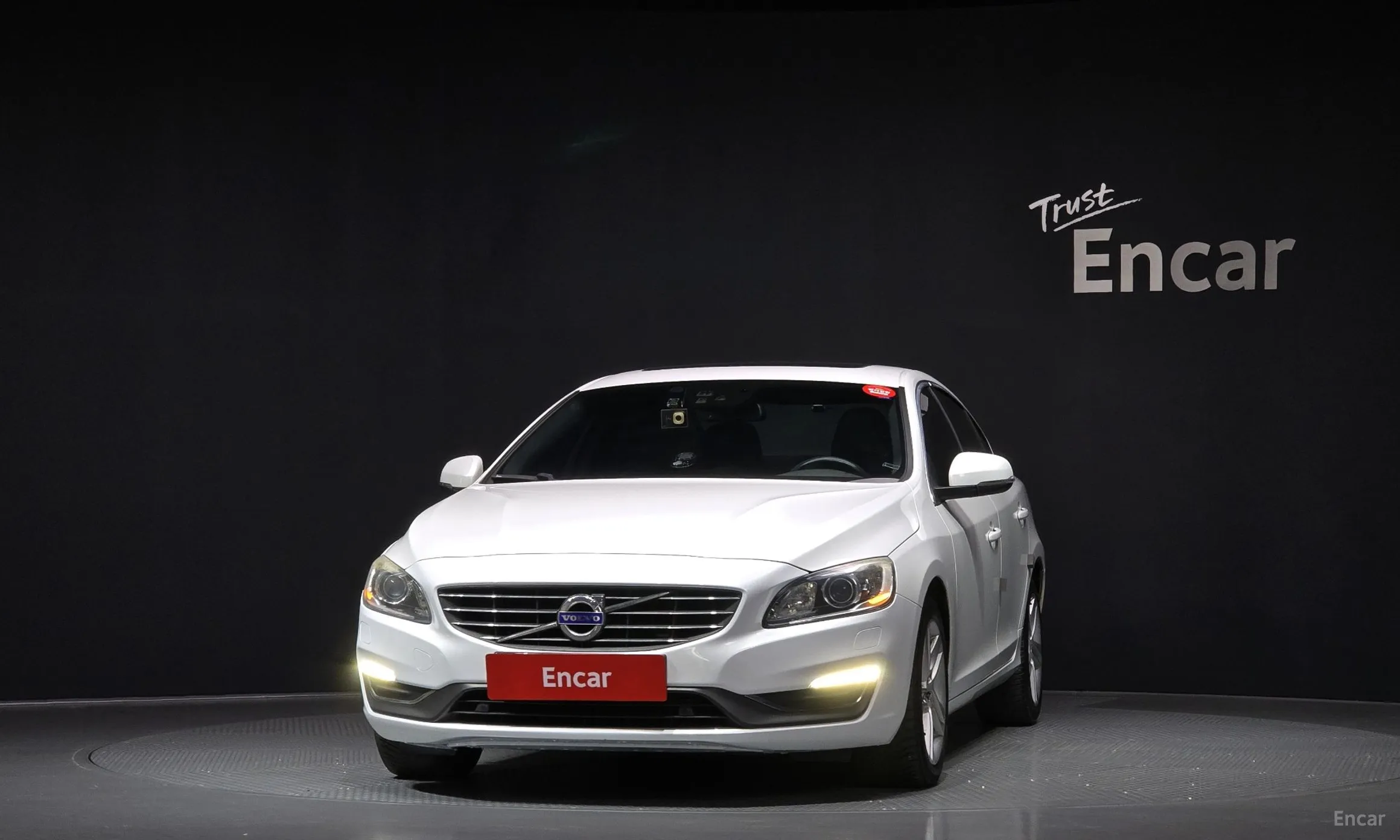 Volvo S60 превью 3
