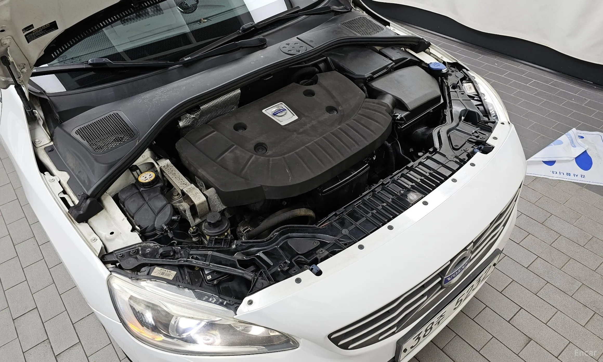 Volvo S60 превью 6