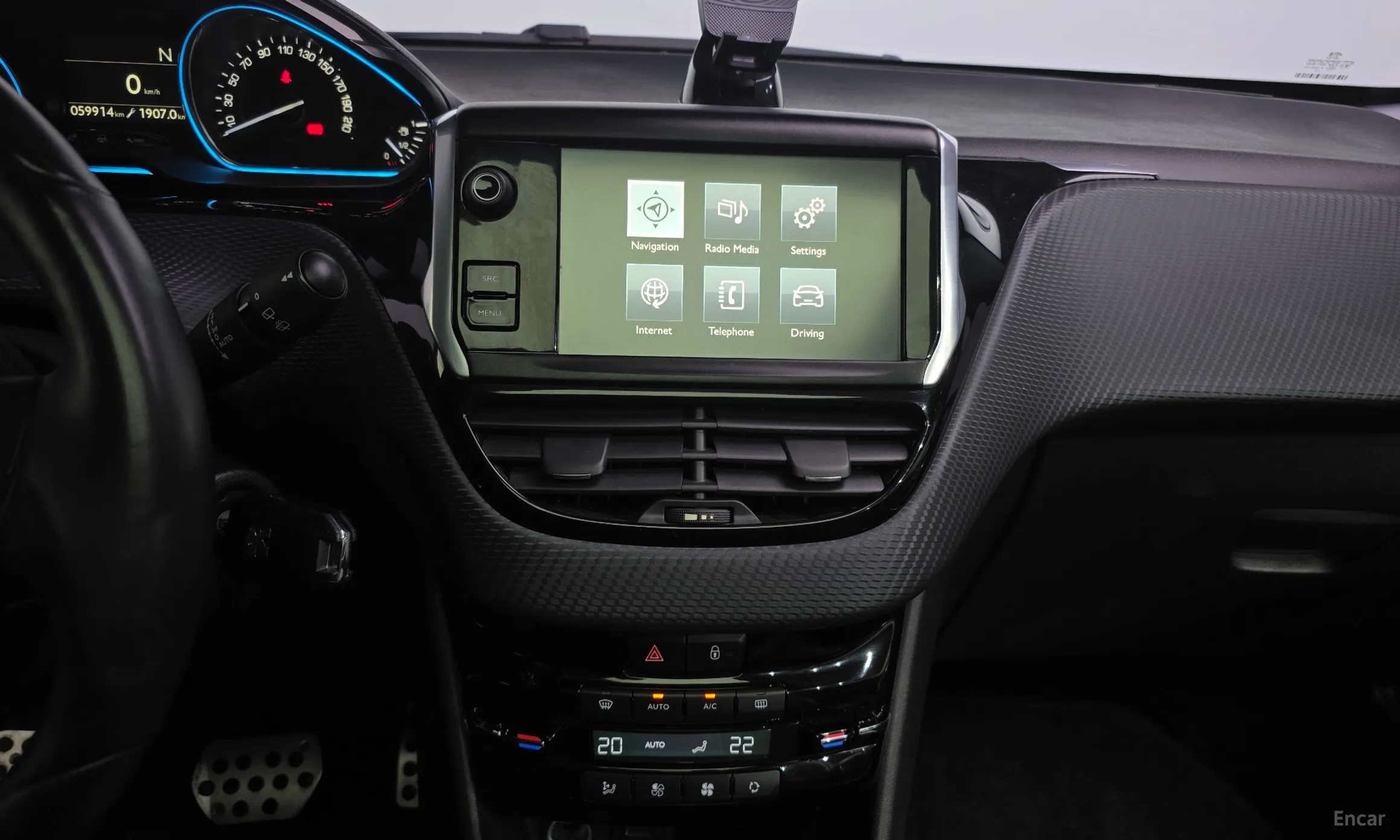 Peugeot 2008. превью 14