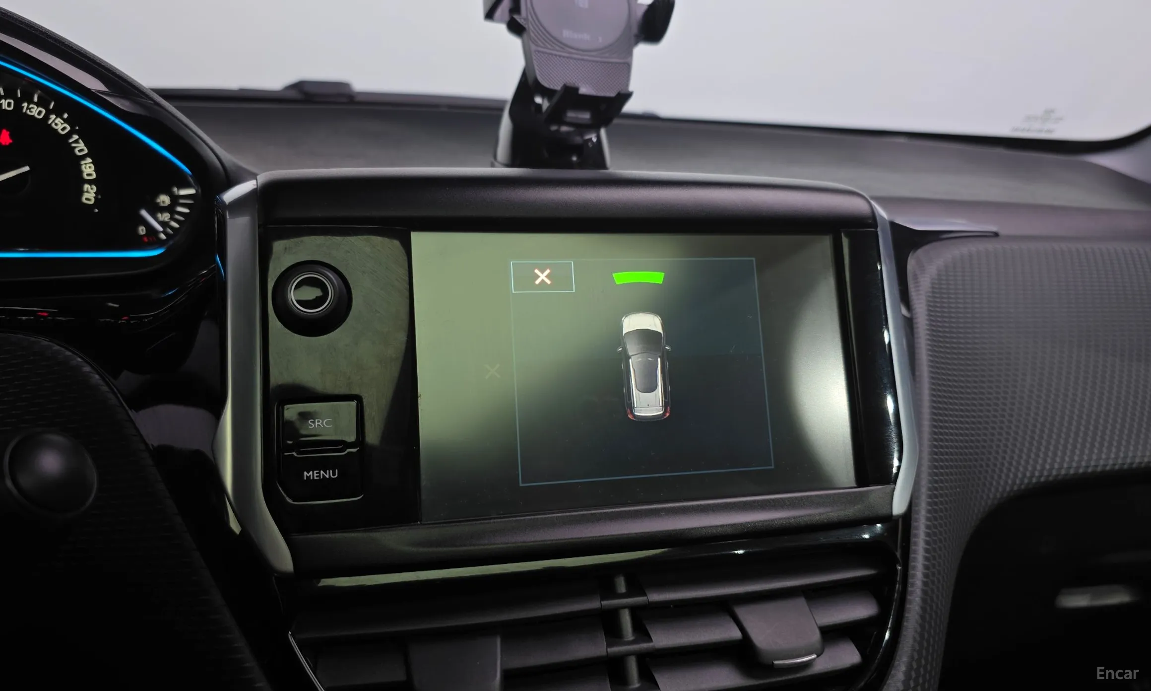 Peugeot 2008. превью 15