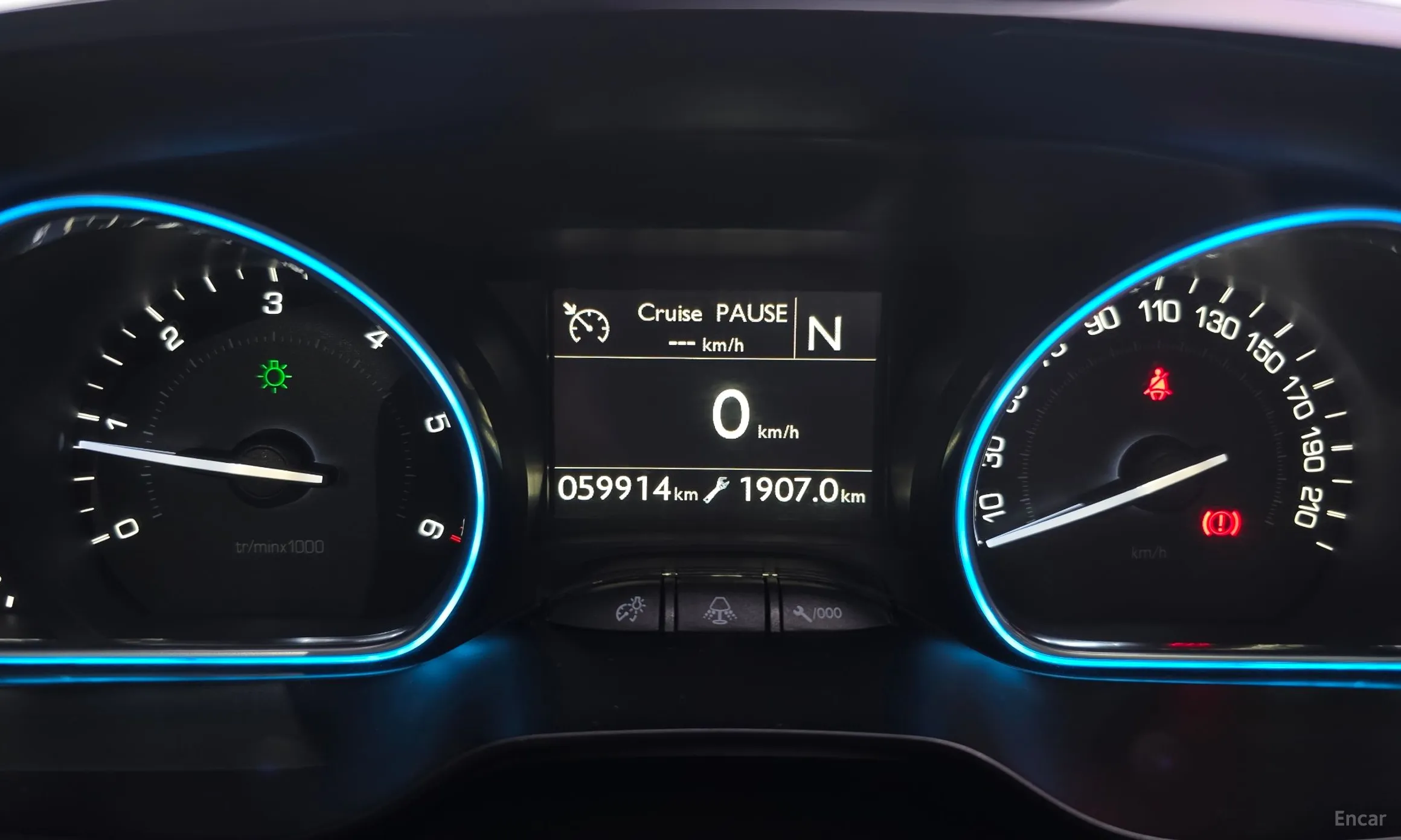 Peugeot 2008. превью 8