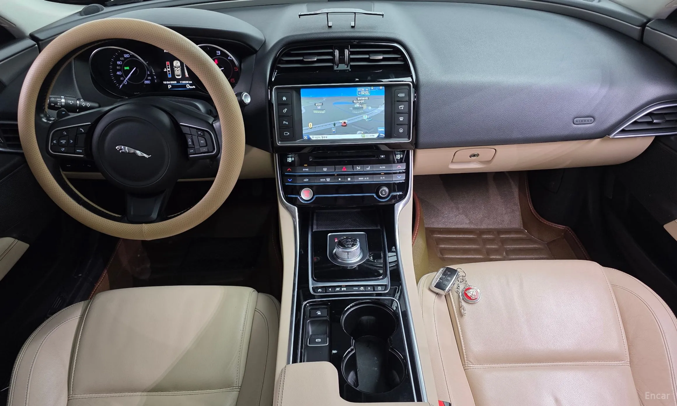 Jaguar XE превью 7