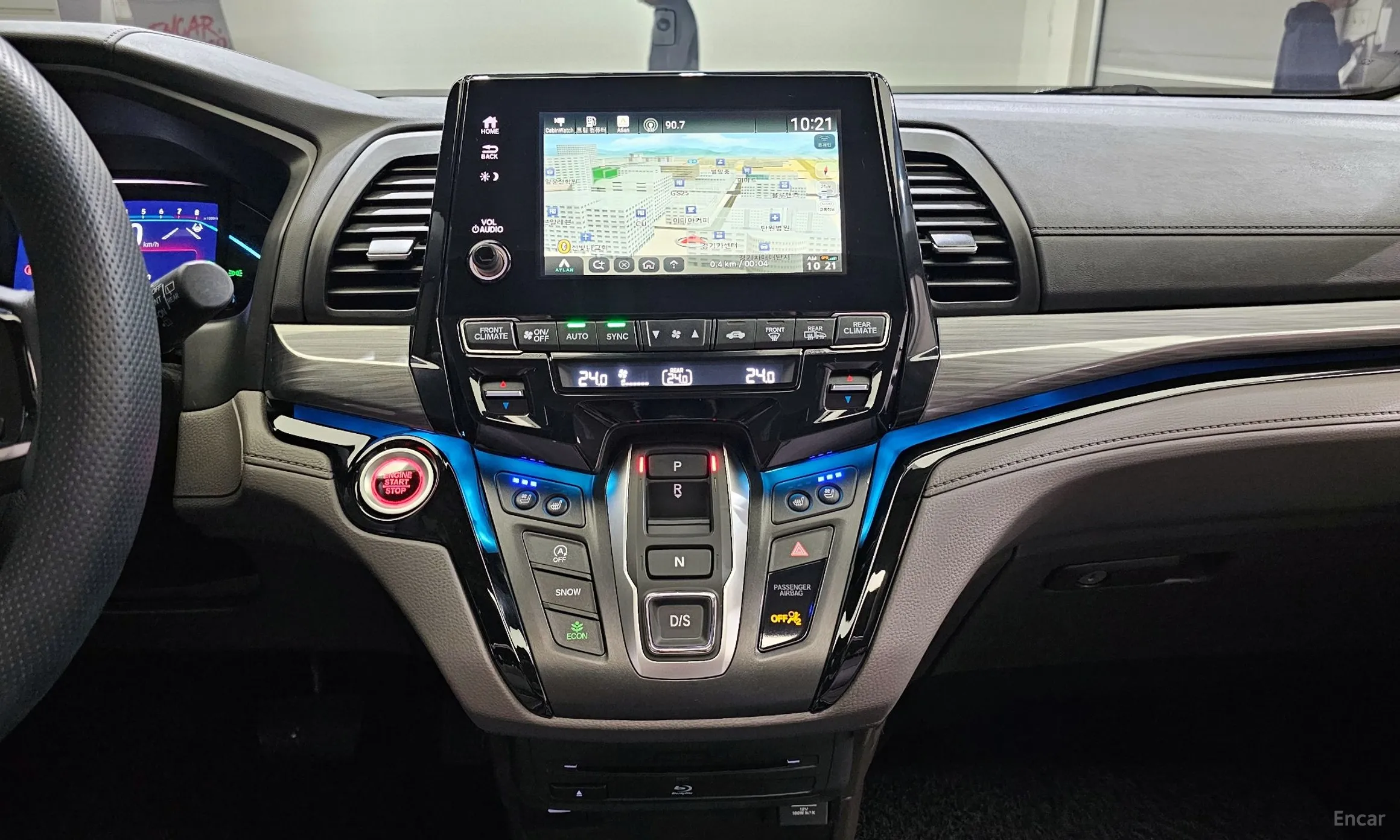 Honda Odyssey превью 17