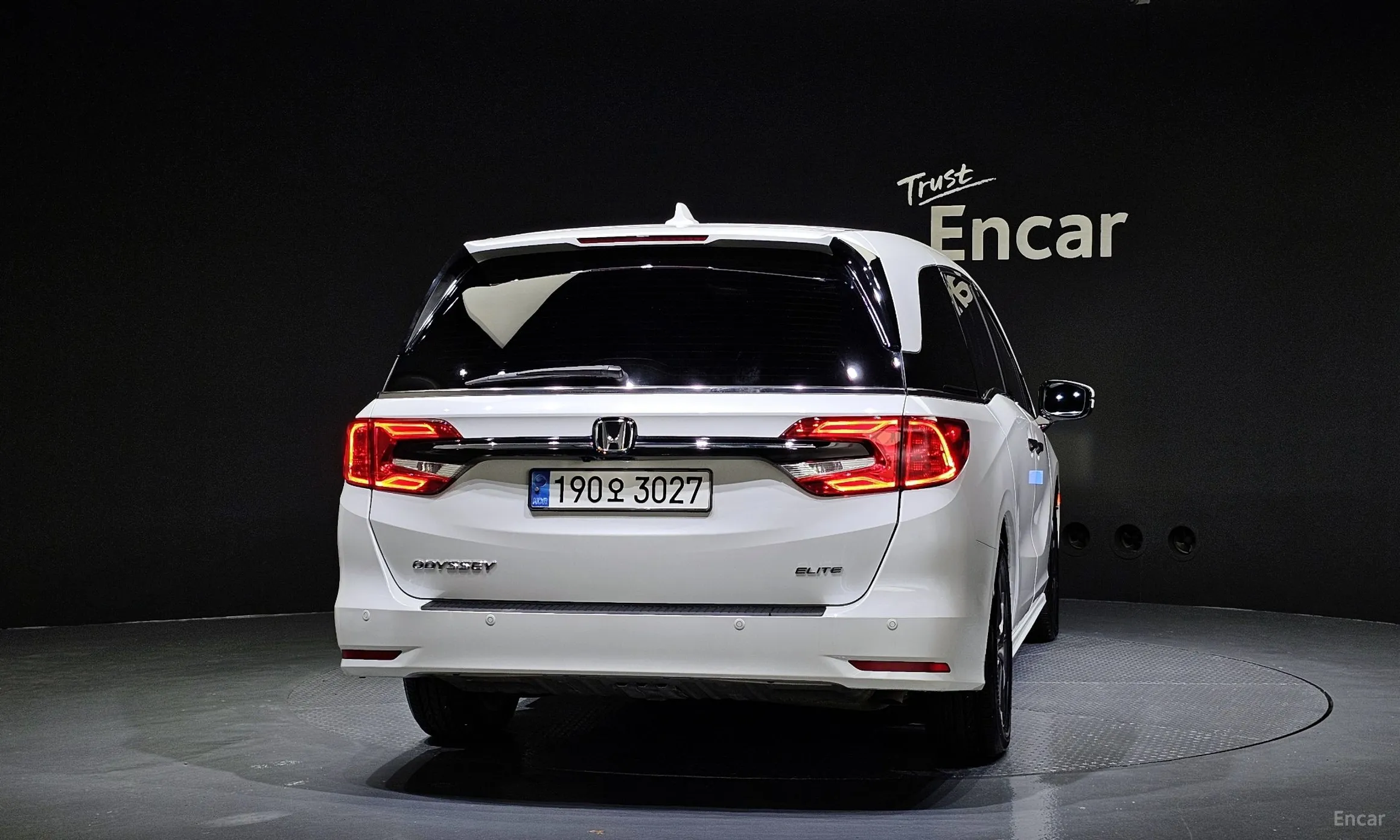 Honda Odyssey превью 4