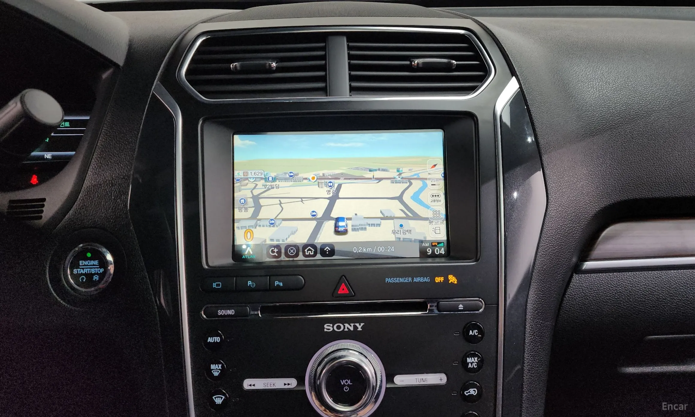 Ford Explorer превью 15