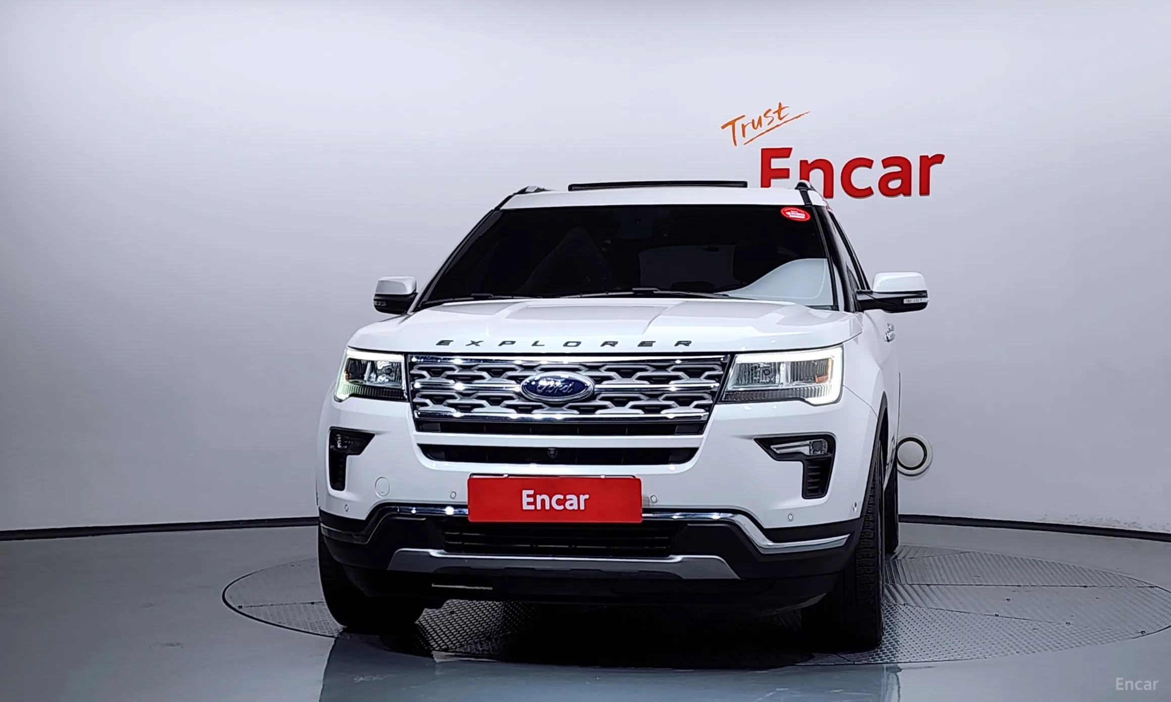 Ford Explorer превью 3