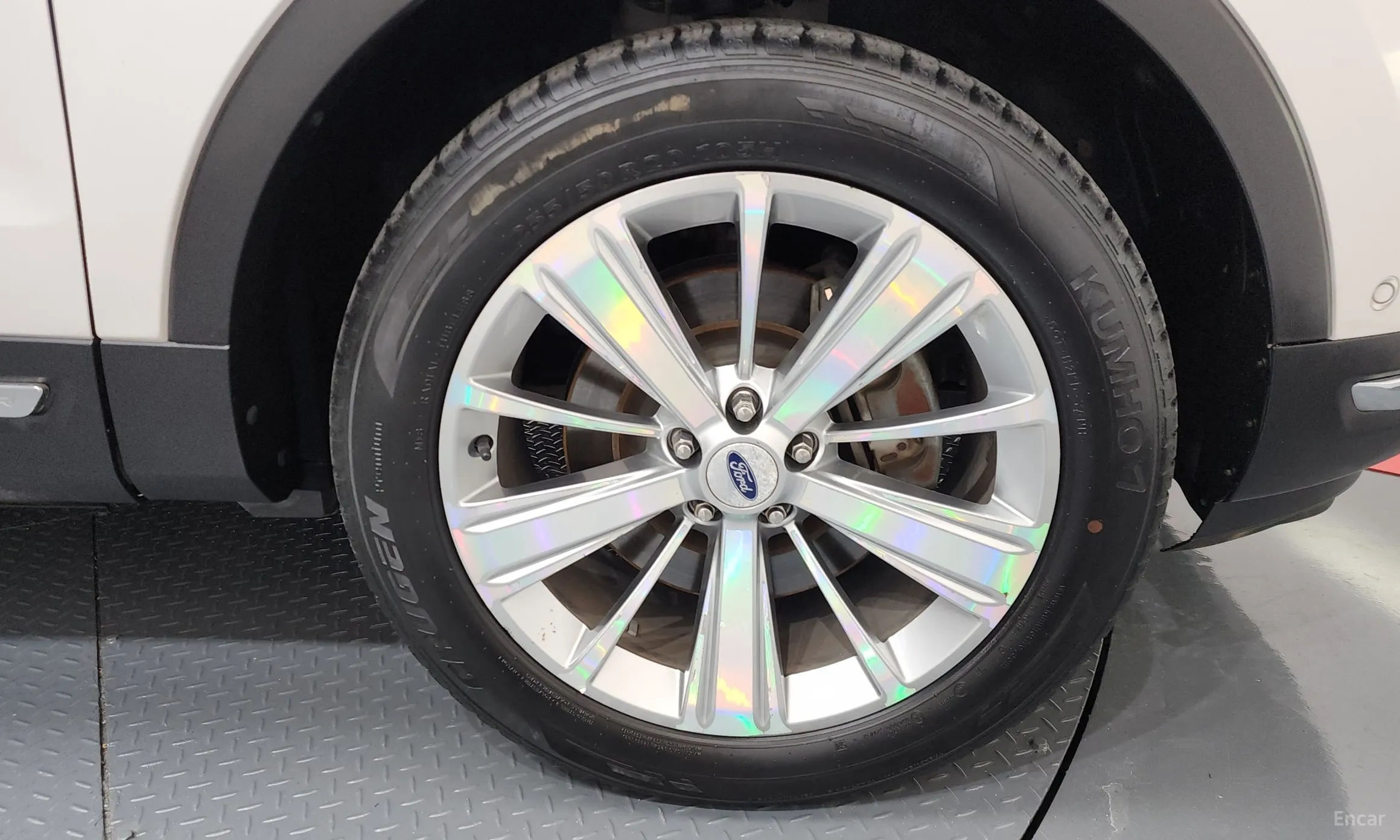 Ford Explorer превью 5