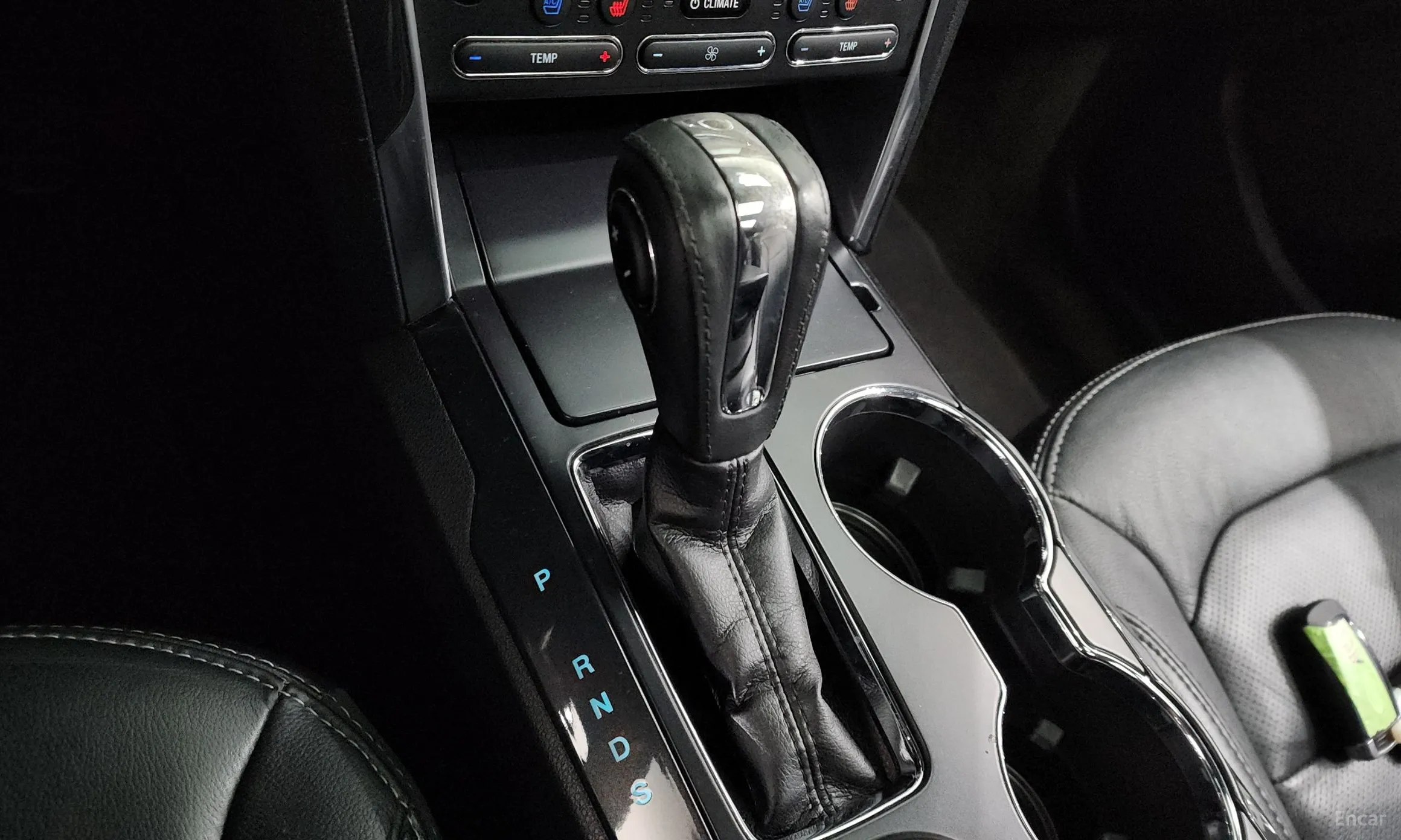 Ford Explorer превью 9