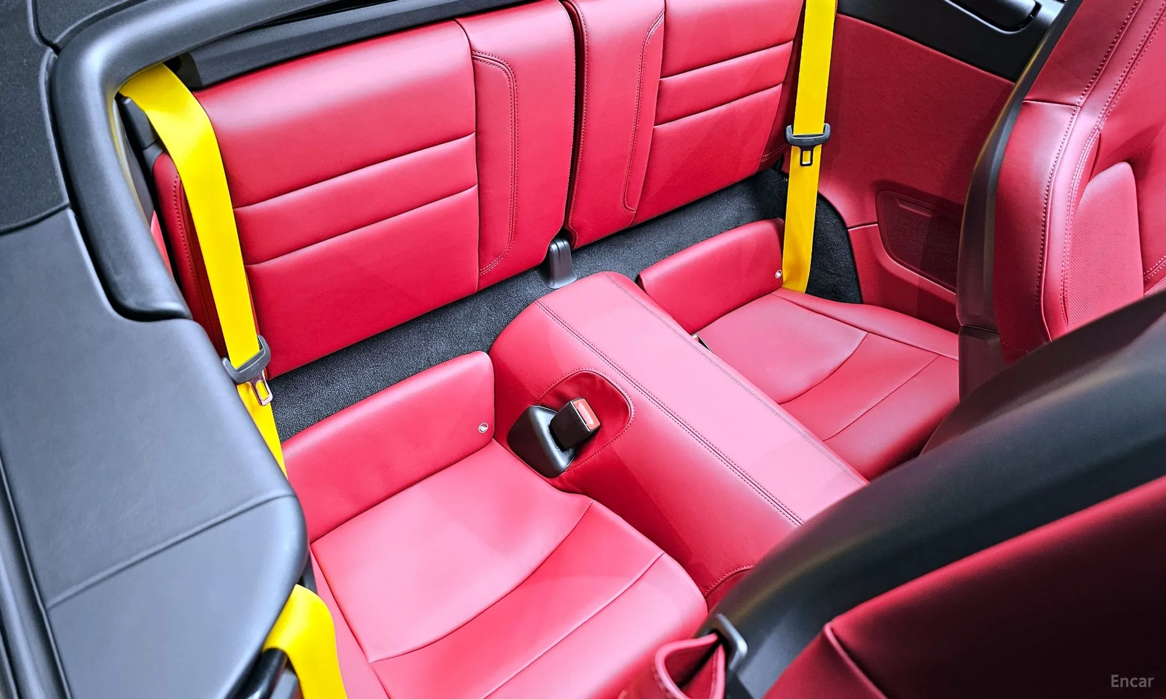 Porsche 911 (992) превью 12