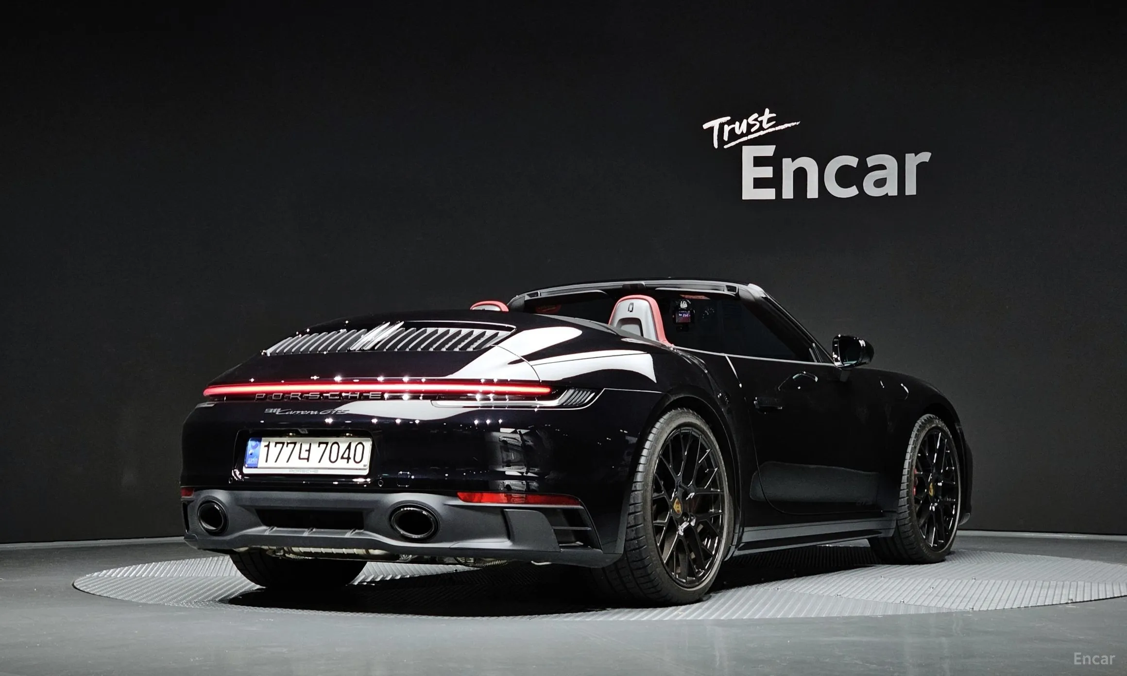 Porsche 911 (992) превью 2