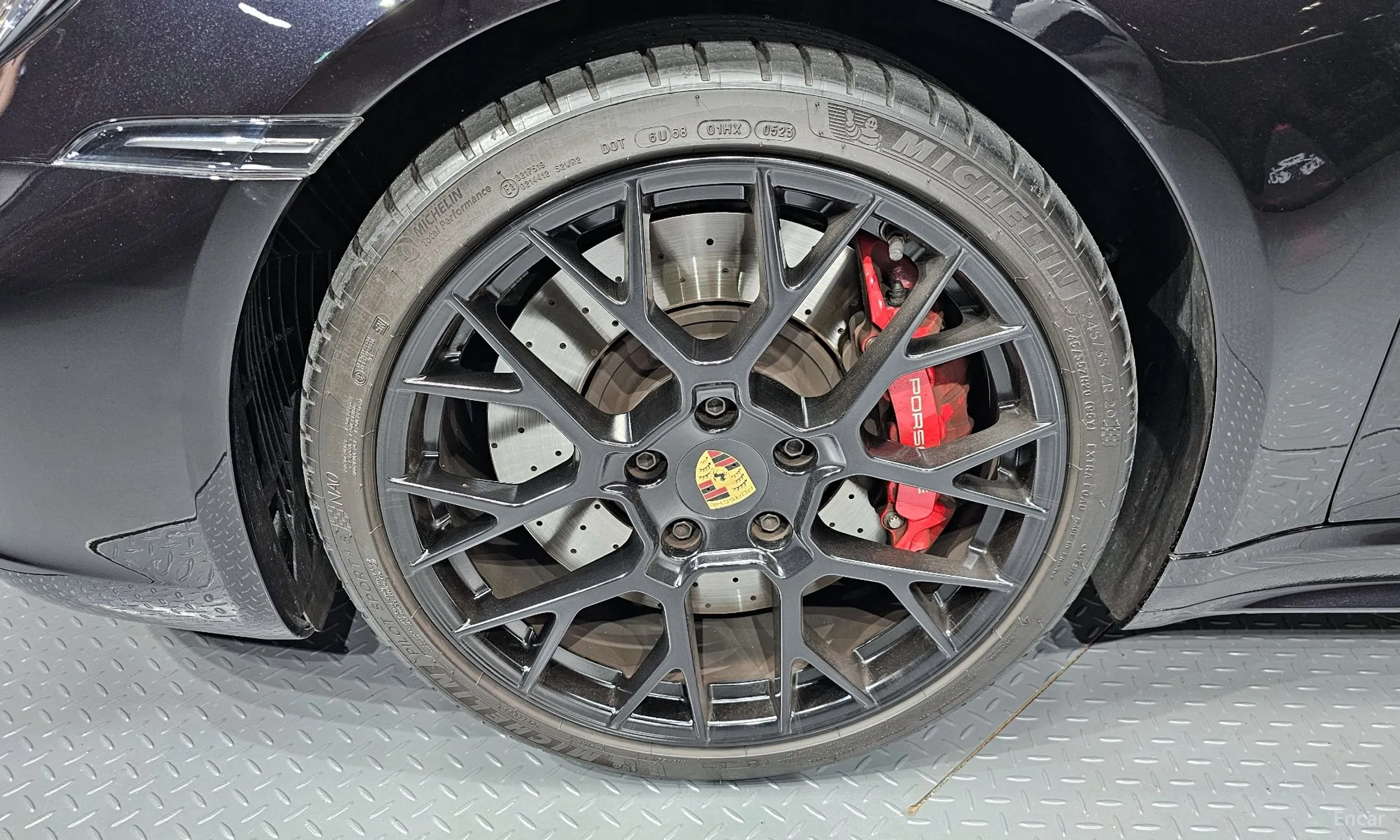 Porsche 911 (992) превью 5