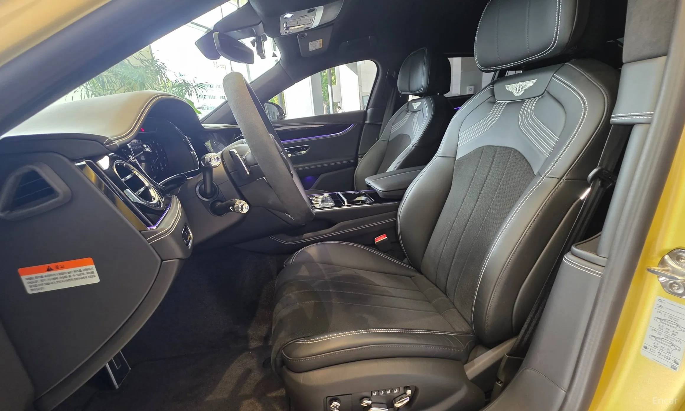 Bentley Flying Spur 3rd Generation превью 15