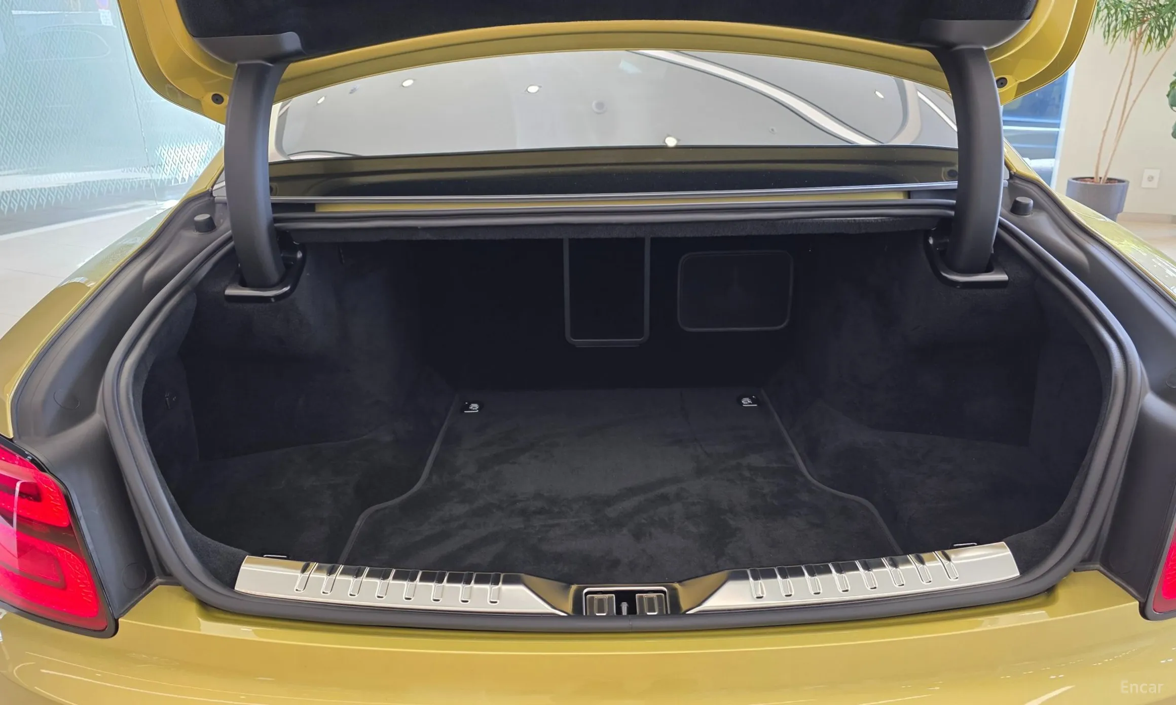 Bentley Flying Spur 3rd Generation превью 7