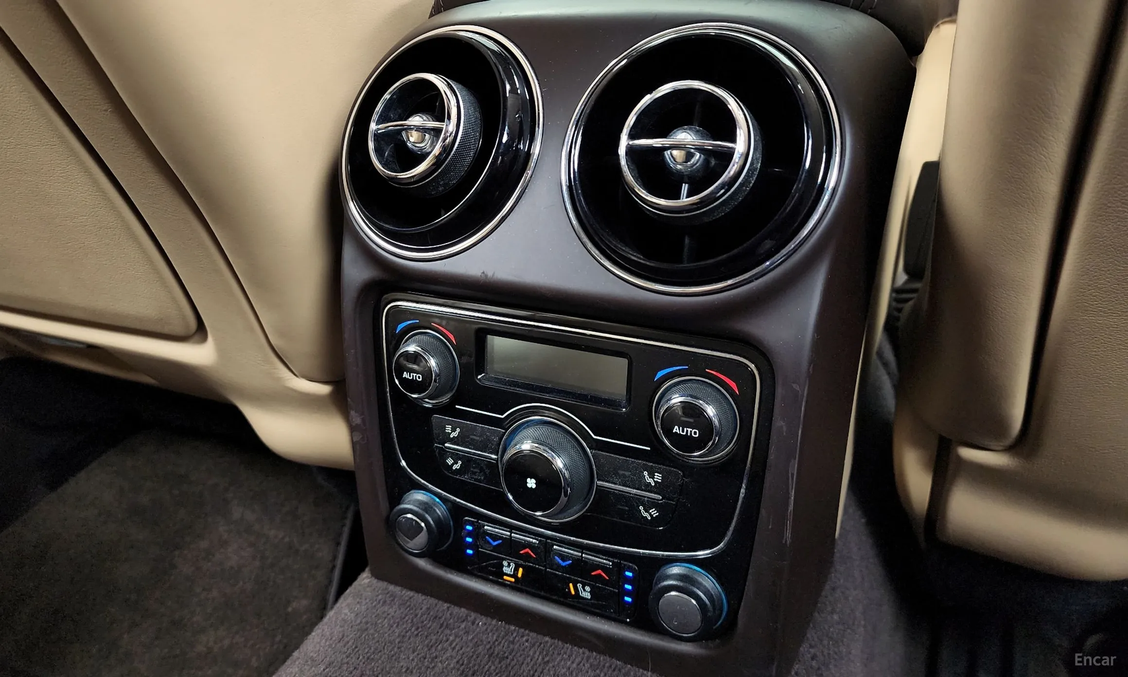 Jaguar All New XJ превью 19
