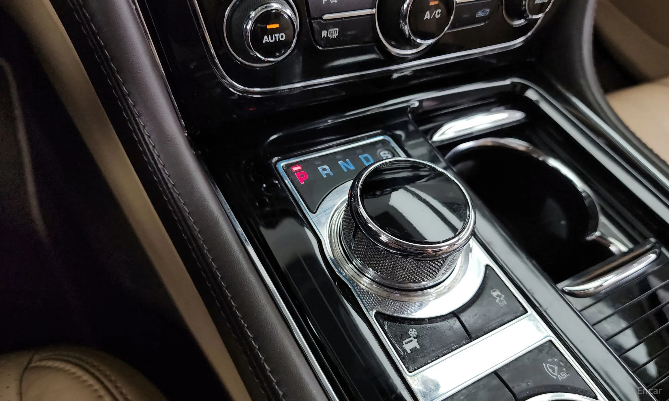 Jaguar All New XJ превью 9