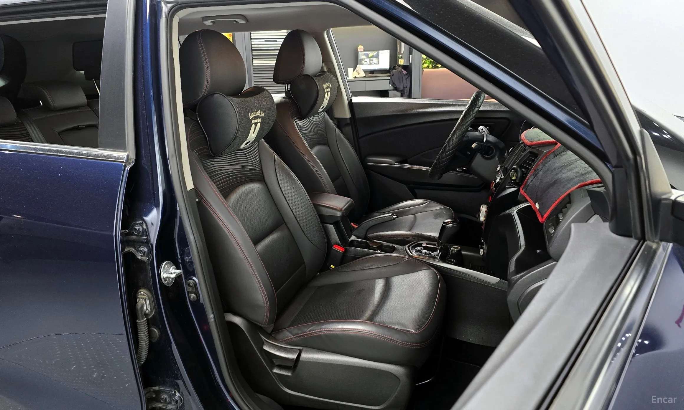 KG Mobility (SsangYong) Tivoli Air превью 10