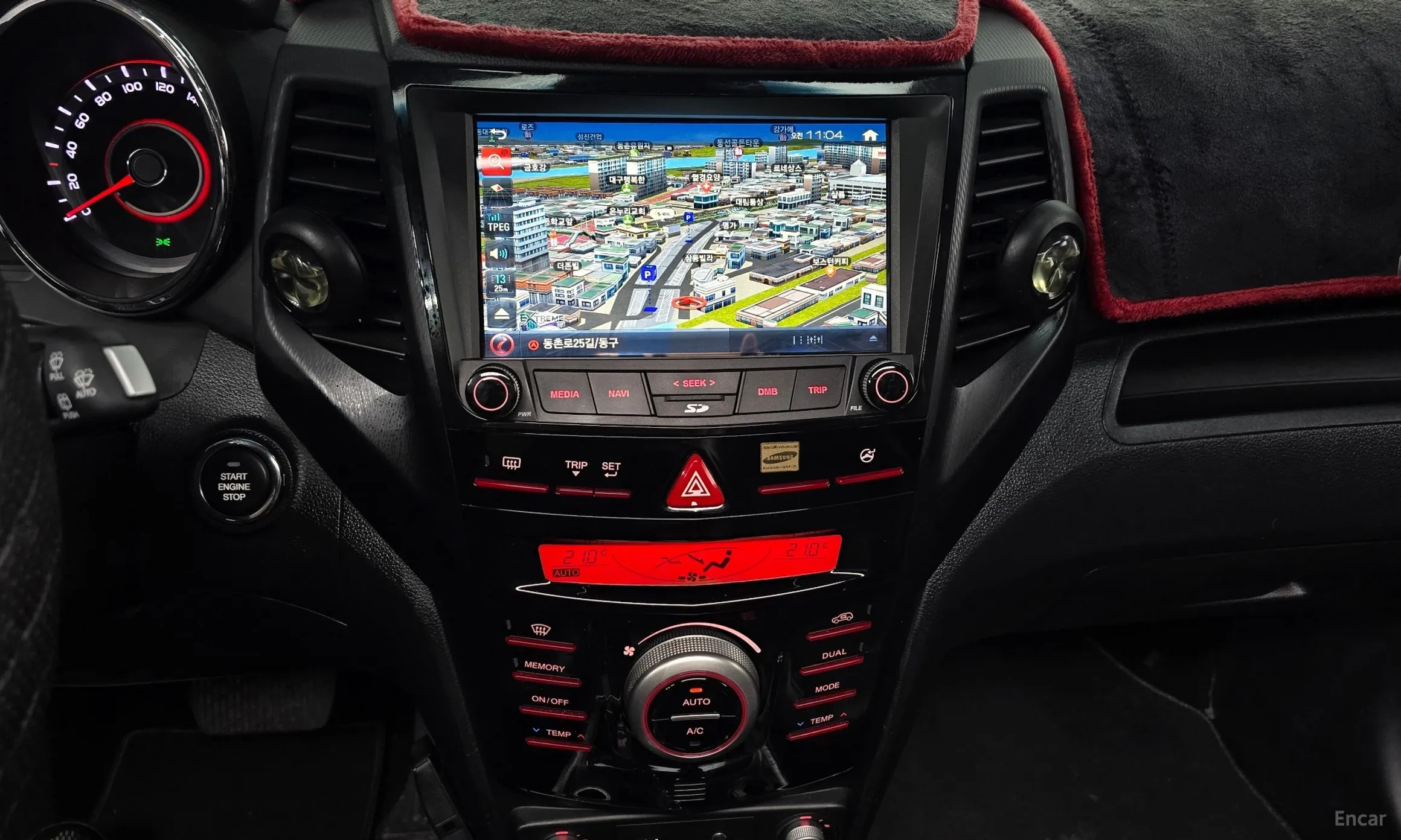 KG Mobility (SsangYong) Tivoli Air превью 15