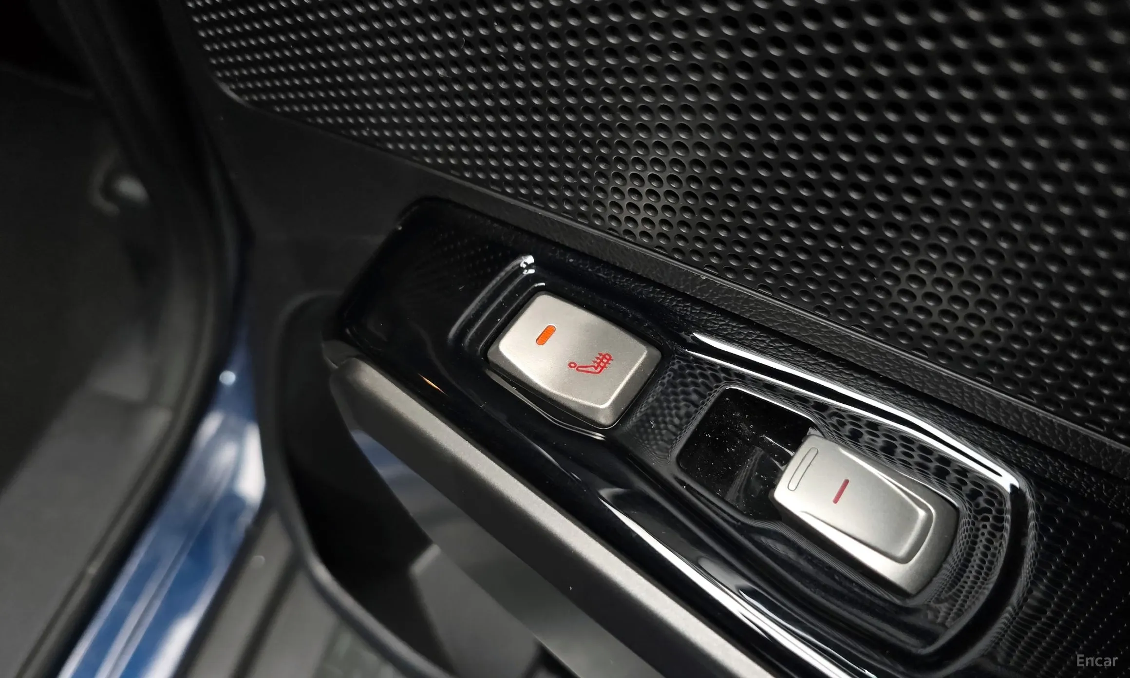 KG Mobility (SsangYong) Tivoli Air превью 19
