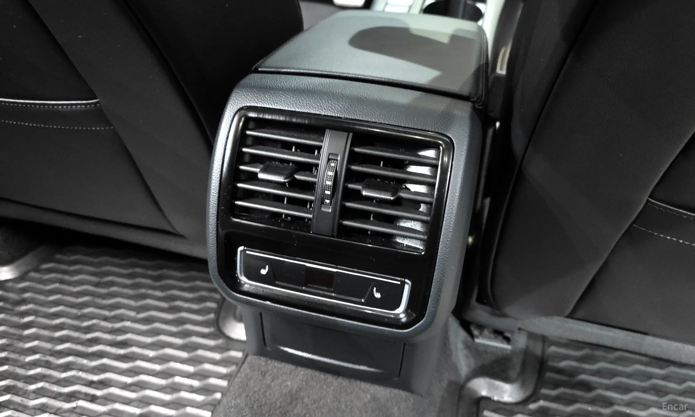 Volkswagen Ateon превью 18