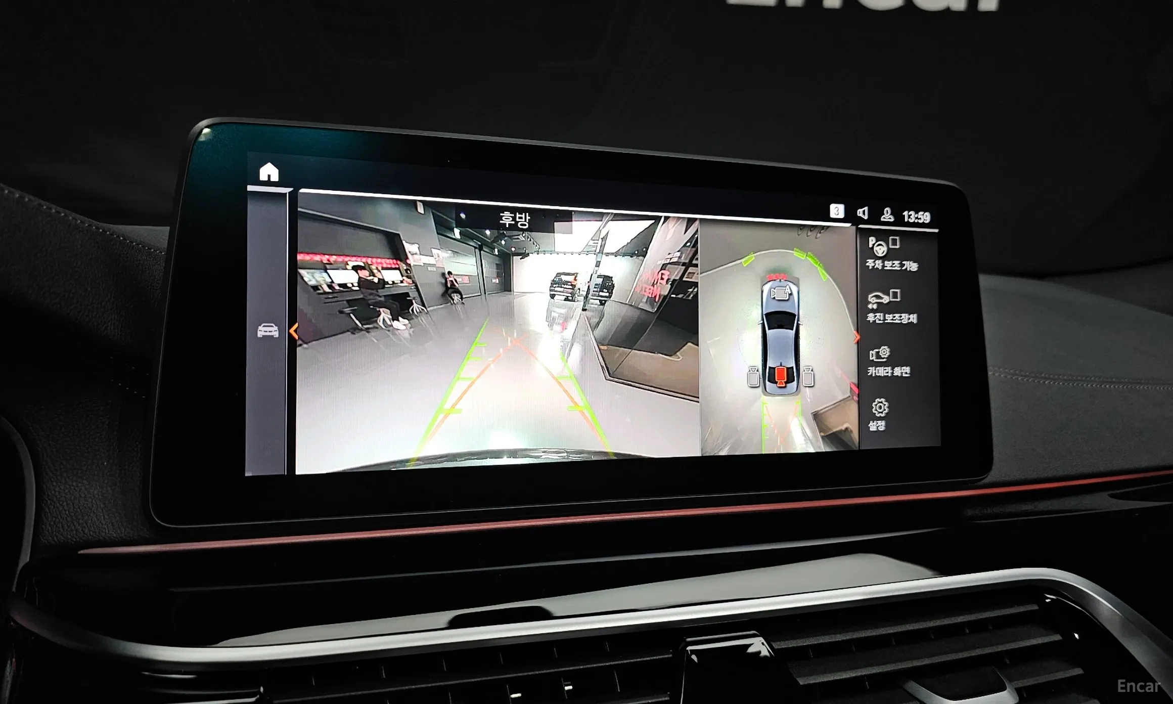 BMW 5 Series (G30) превью 15