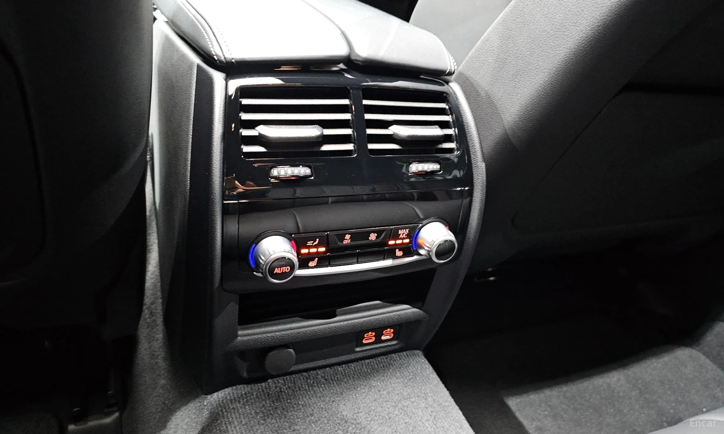 BMW 5 Series (G30) превью 17