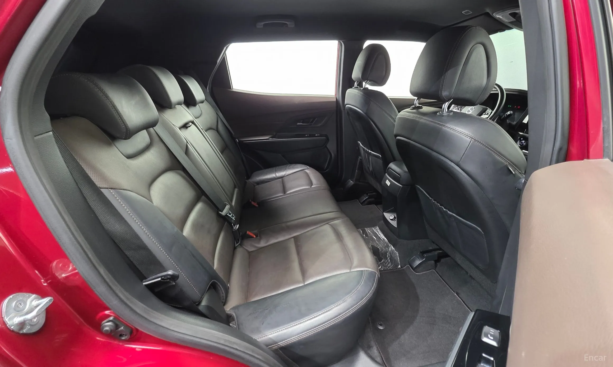 KG Mobility (SsangYong) Beautiful Korando превью 19